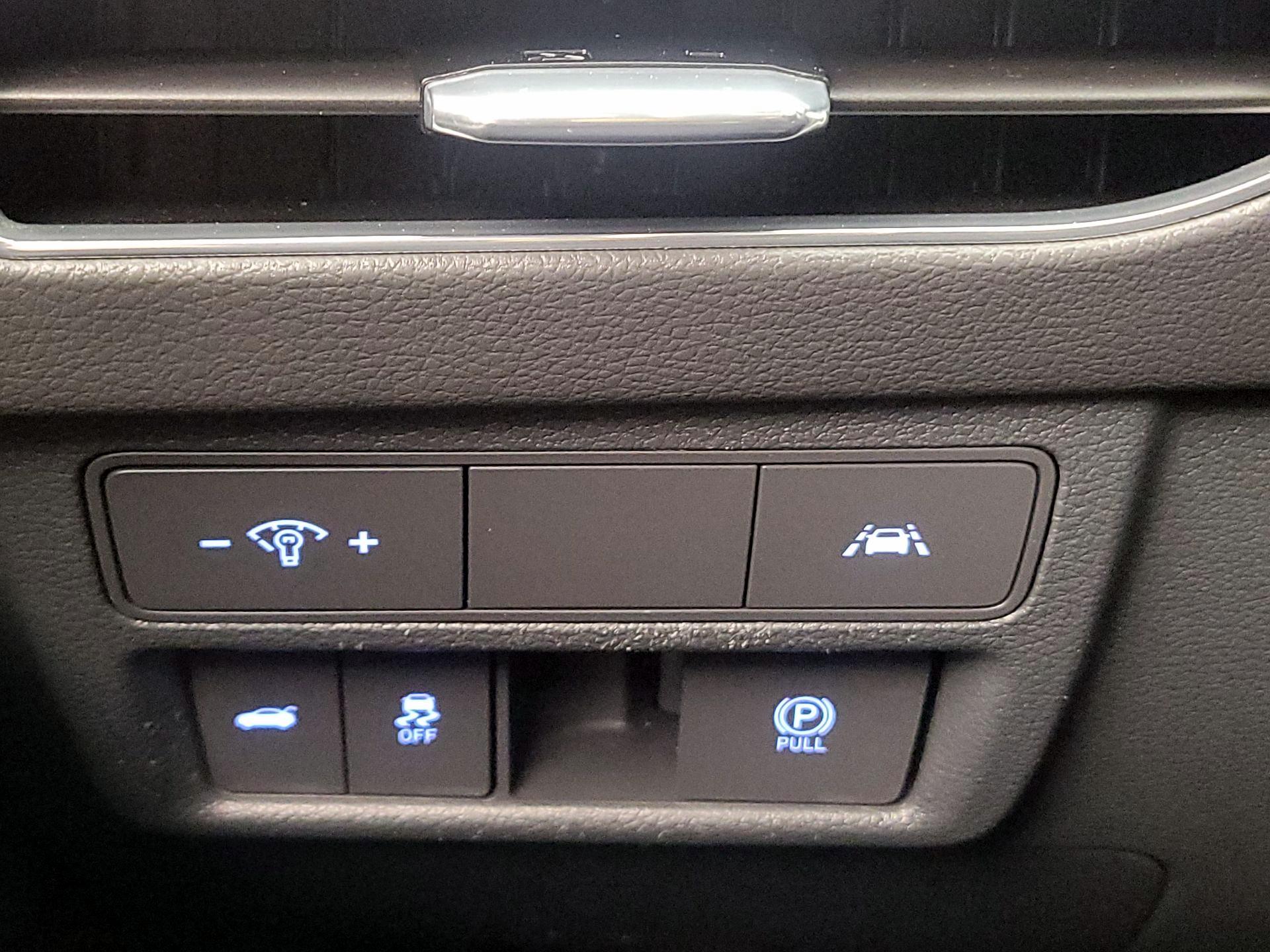 Thumbnail: 2022 Hyundai Sonata - 13