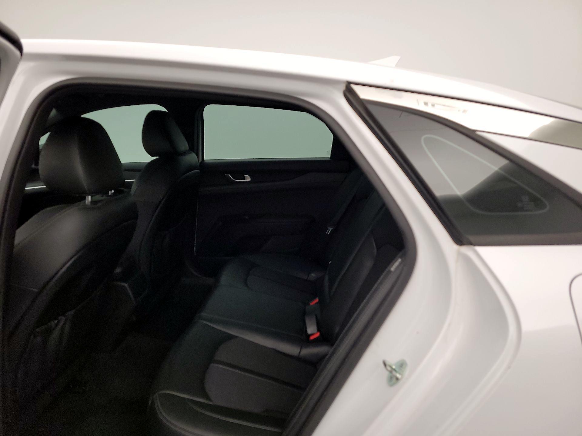 Thumbnail: 2021 Kia K5 - 19