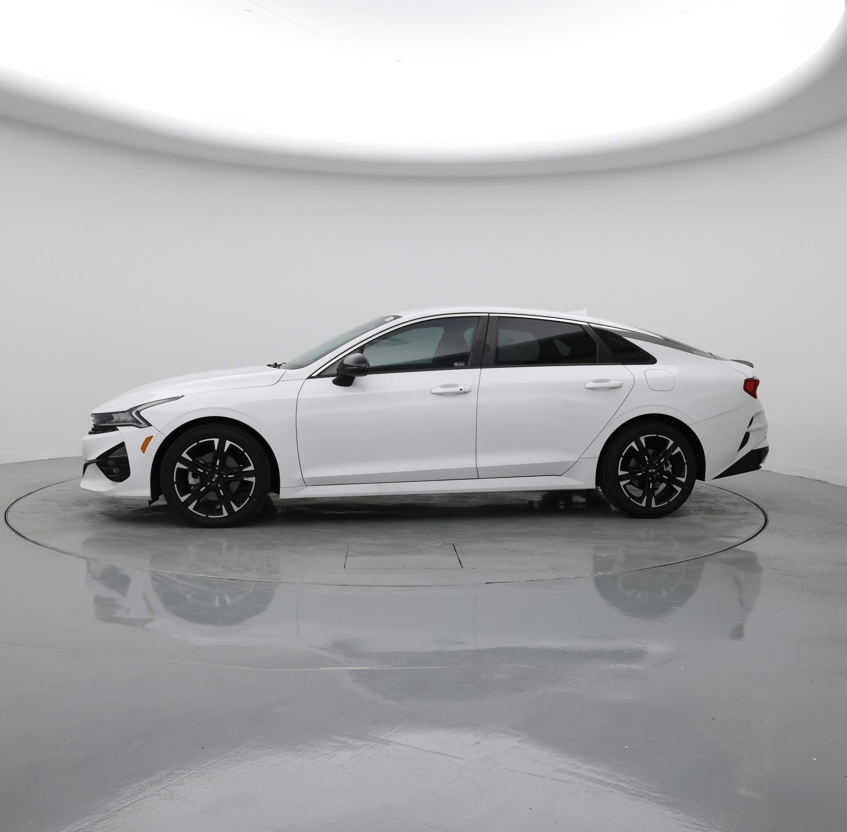 Thumbnail: 2021 Kia K5 - 3