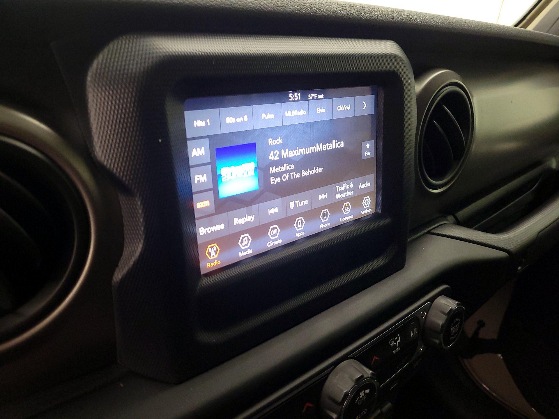 Thumbnail: 2020 Jeep Gladiator - 15