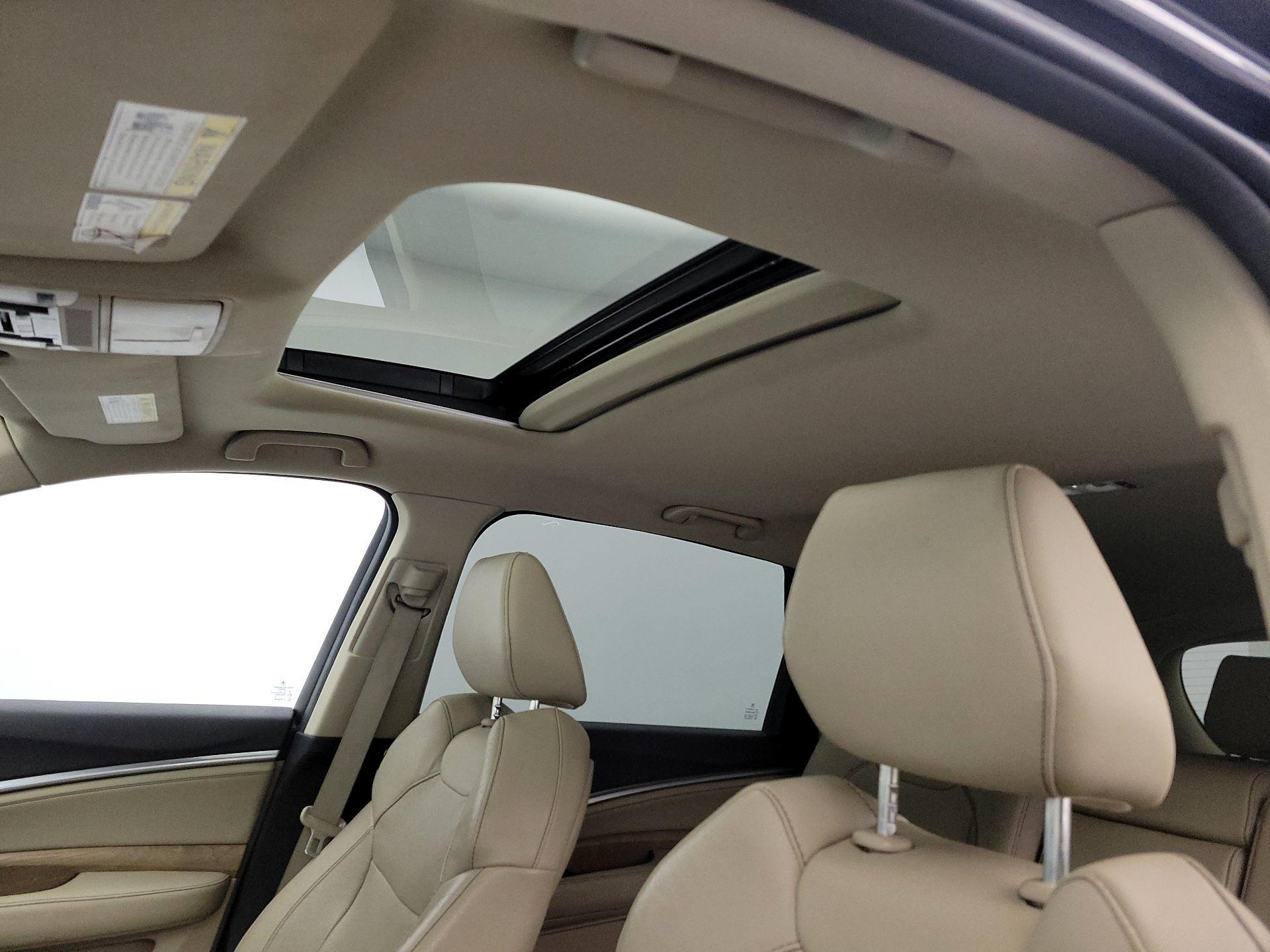 Thumbnail: 2019 Acura MDX - 20