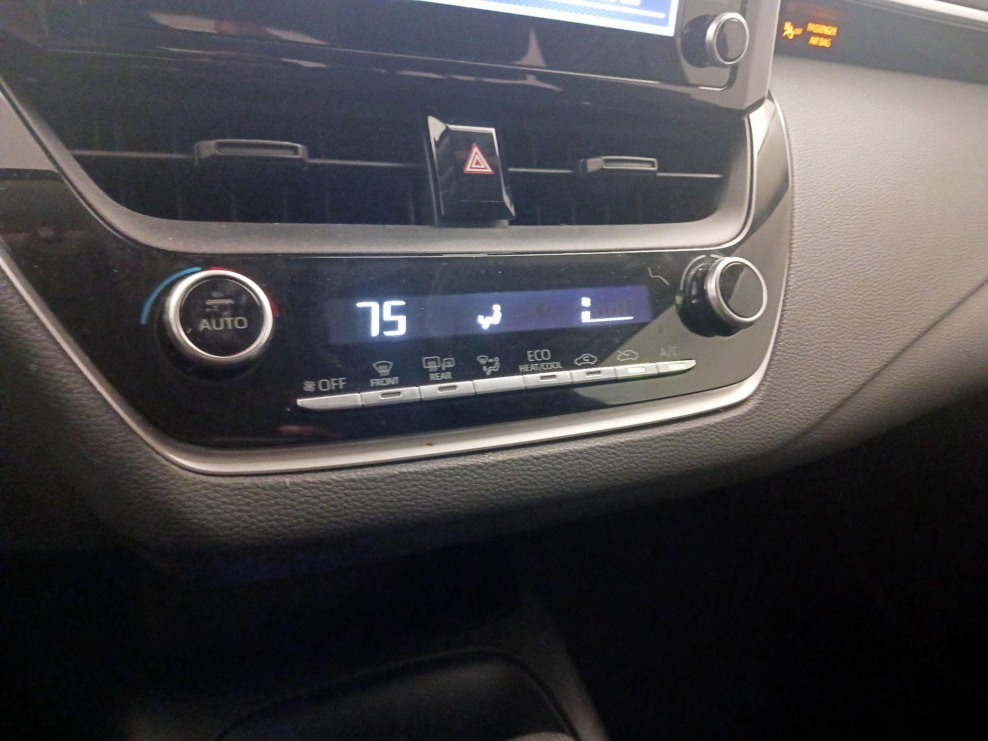 Thumbnail: 2020 Toyota Corolla - 16