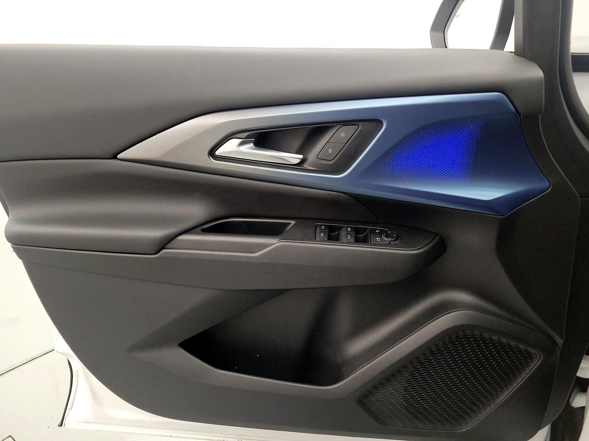 Thumbnail: 2025 Chevrolet Equinox - 12