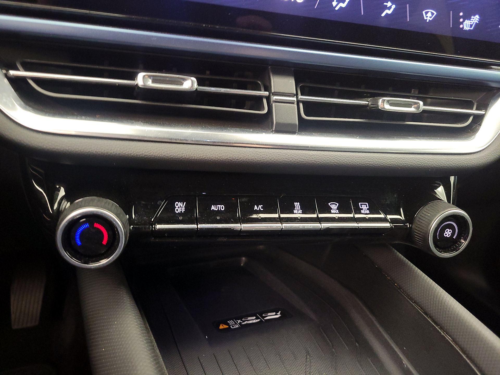 Thumbnail: 2025 Chevrolet Equinox - 16