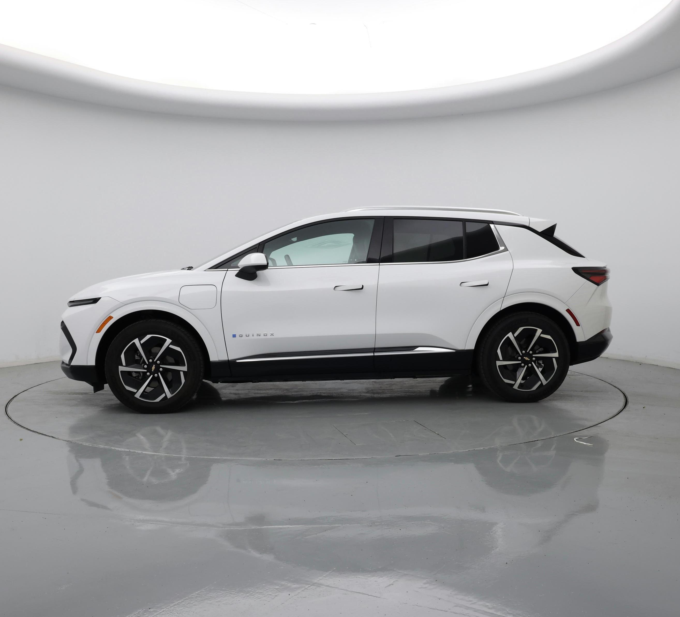 Thumbnail: 2025 Chevrolet Equinox - 3