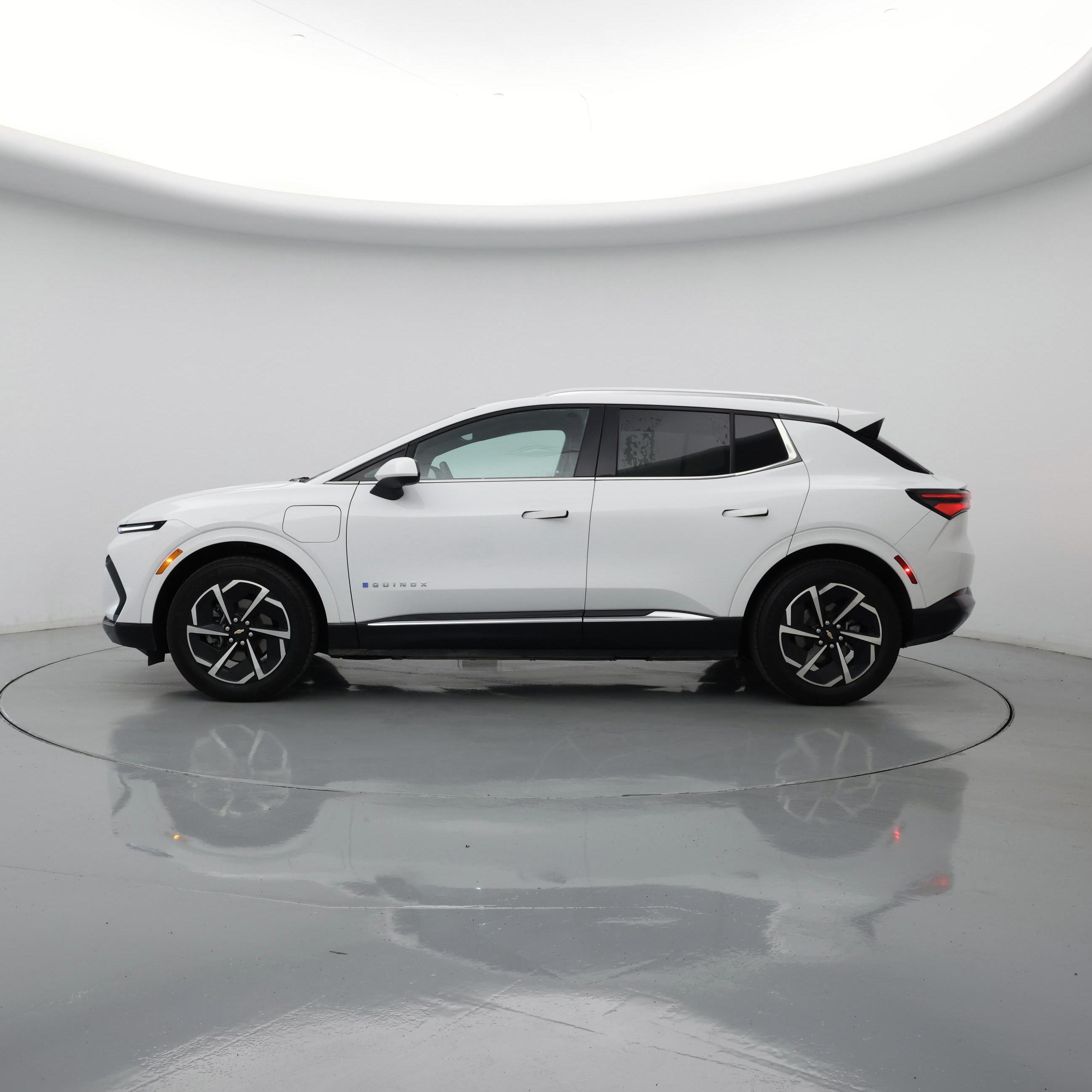 Thumbnail: 2025 Chevrolet Equinox - 3