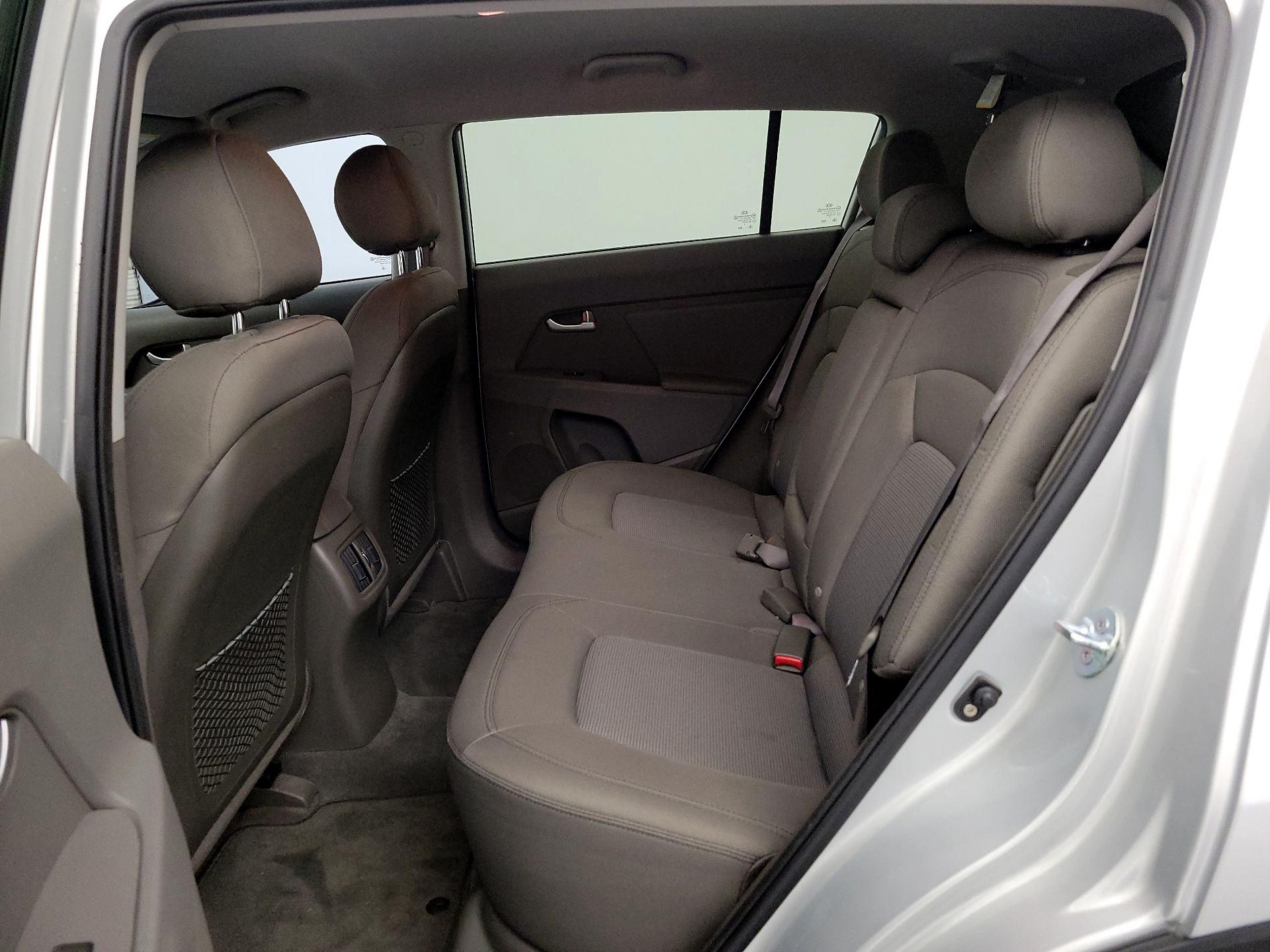 Thumbnail: 2014 Kia Sportage - 17