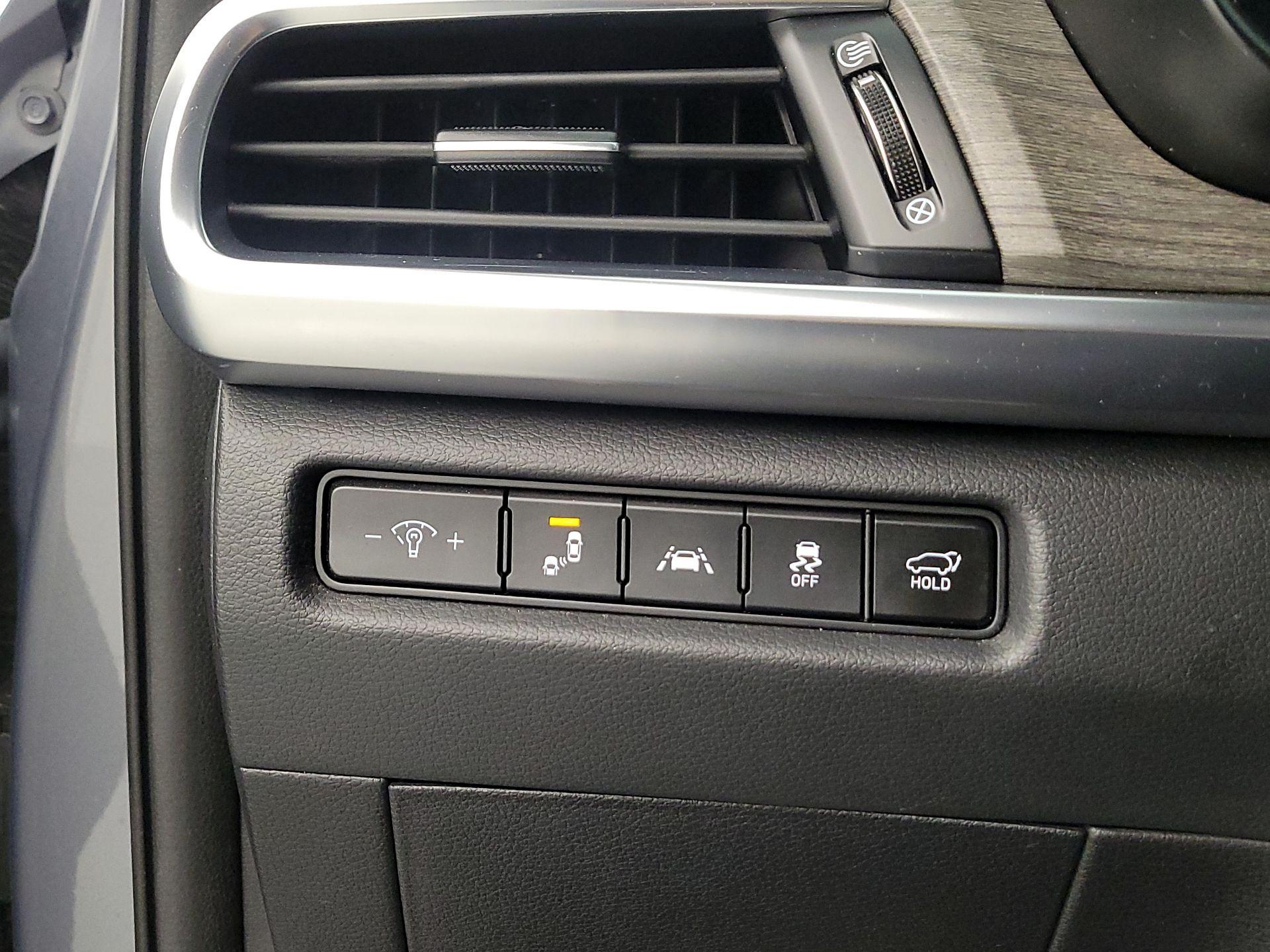 Thumbnail: 2022 Kia Telluride - 13