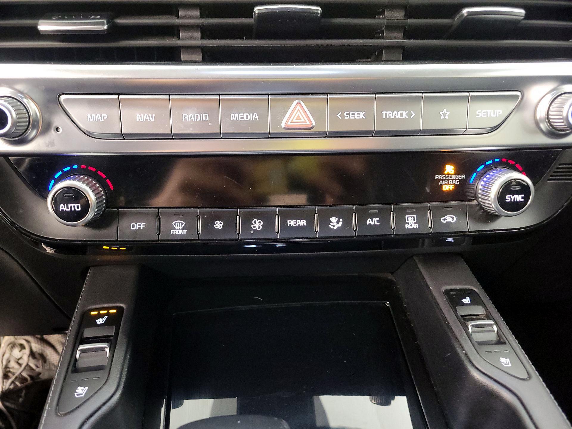 Thumbnail: 2022 Kia Telluride - 16