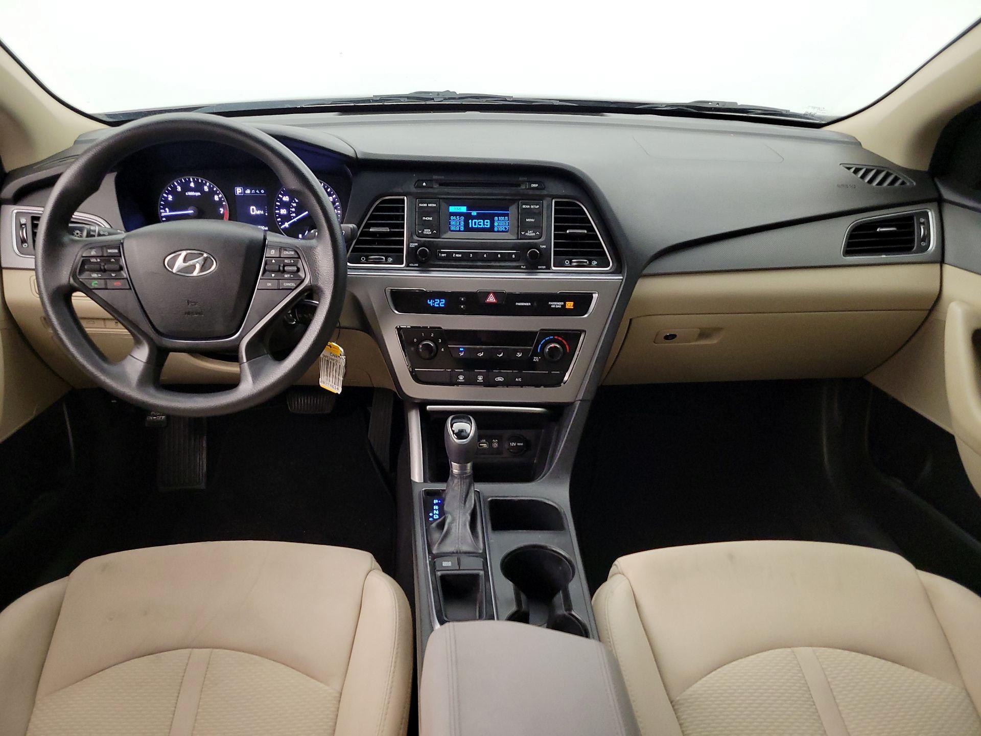 Thumbnail: 2015 Hyundai Sonata - 9