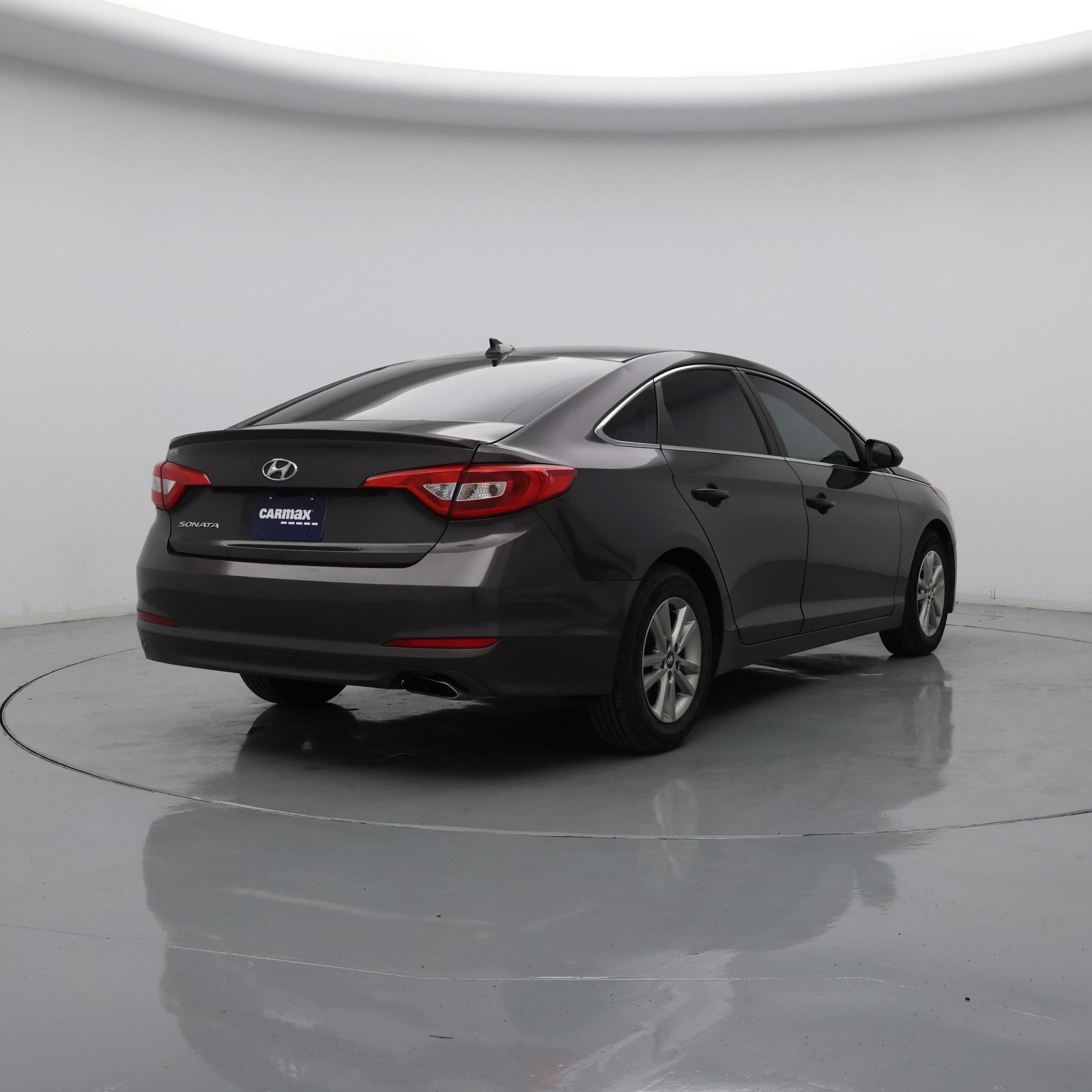 Thumbnail: 2015 Hyundai Sonata - 8