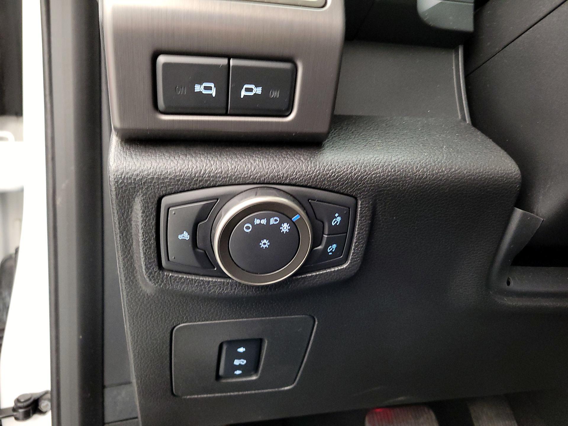 Thumbnail: 2017 Ford F-150 - 13