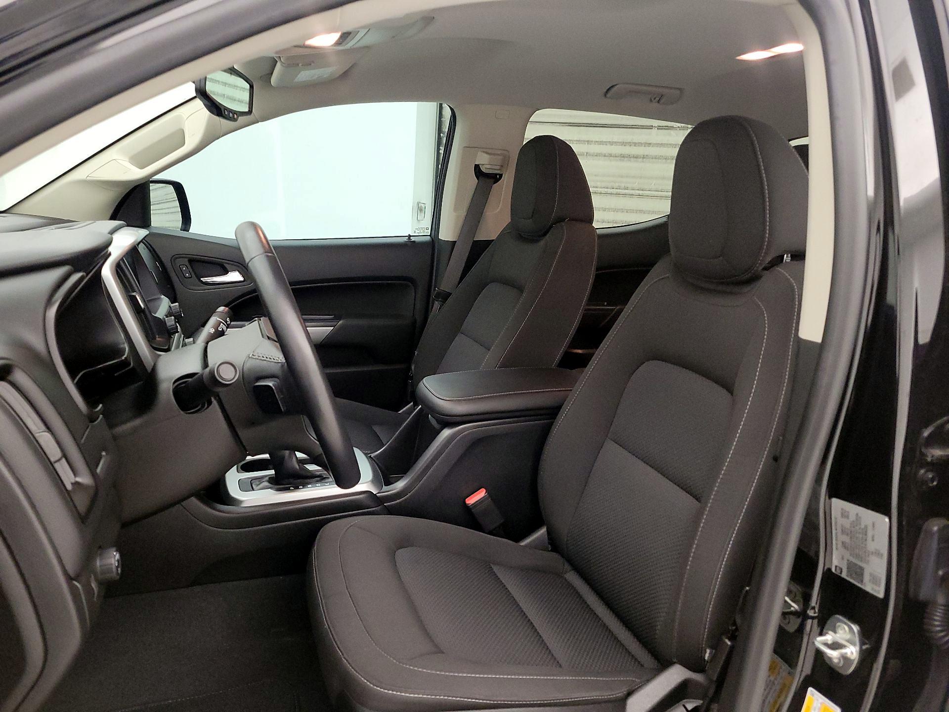 Thumbnail: 2022 Chevrolet Colorado - 11