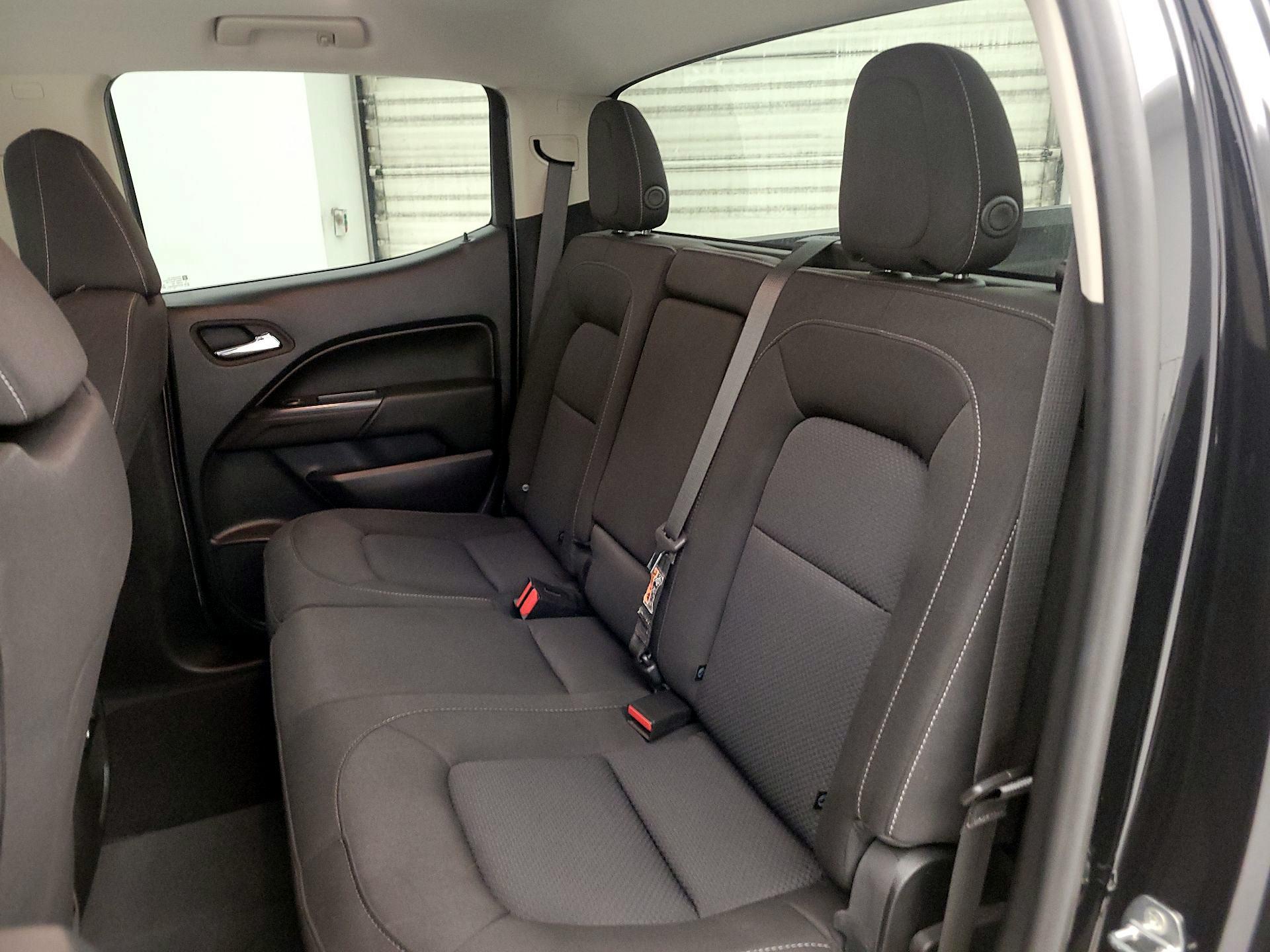 Thumbnail: 2022 Chevrolet Colorado - 19