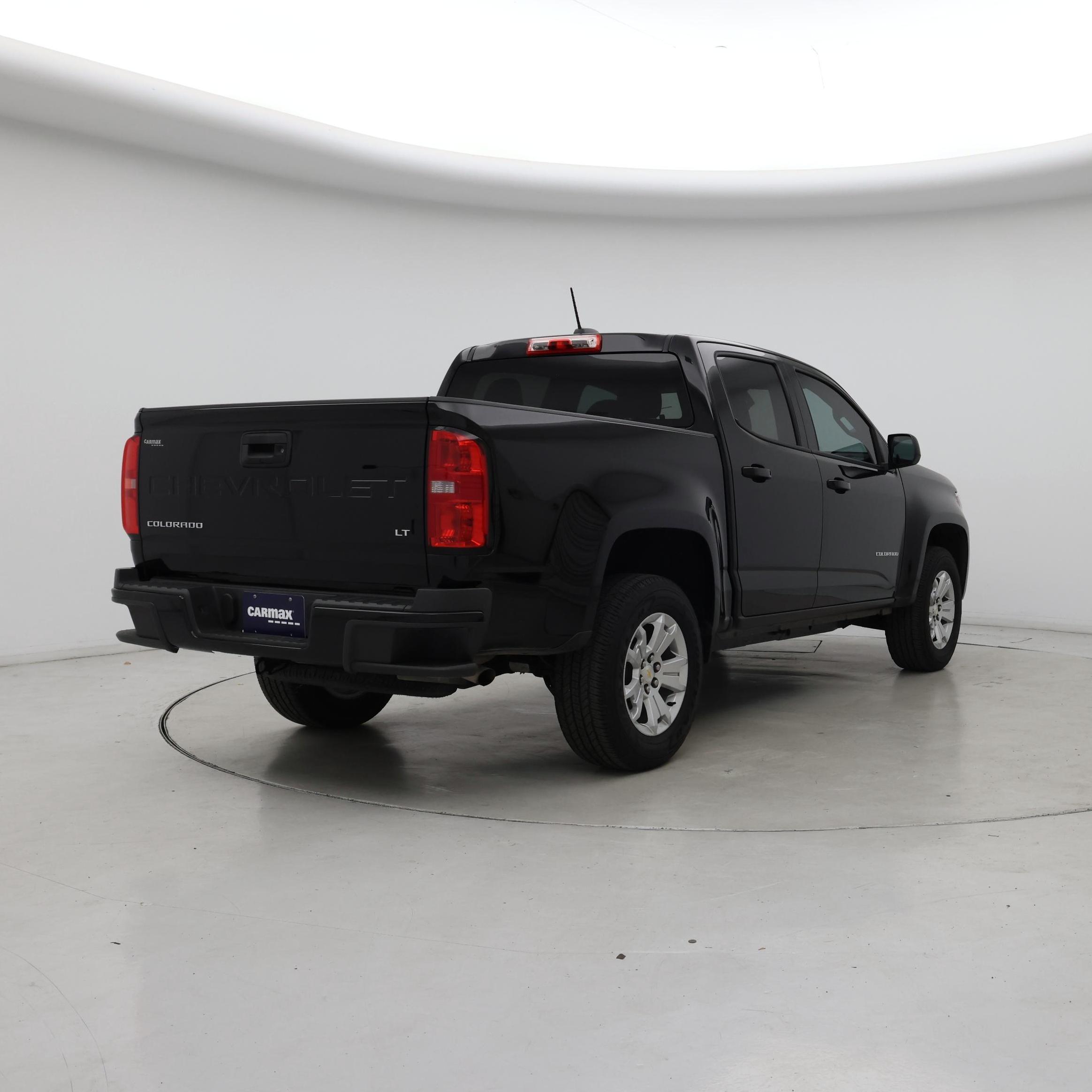 Thumbnail: 2022 Chevrolet Colorado - 8