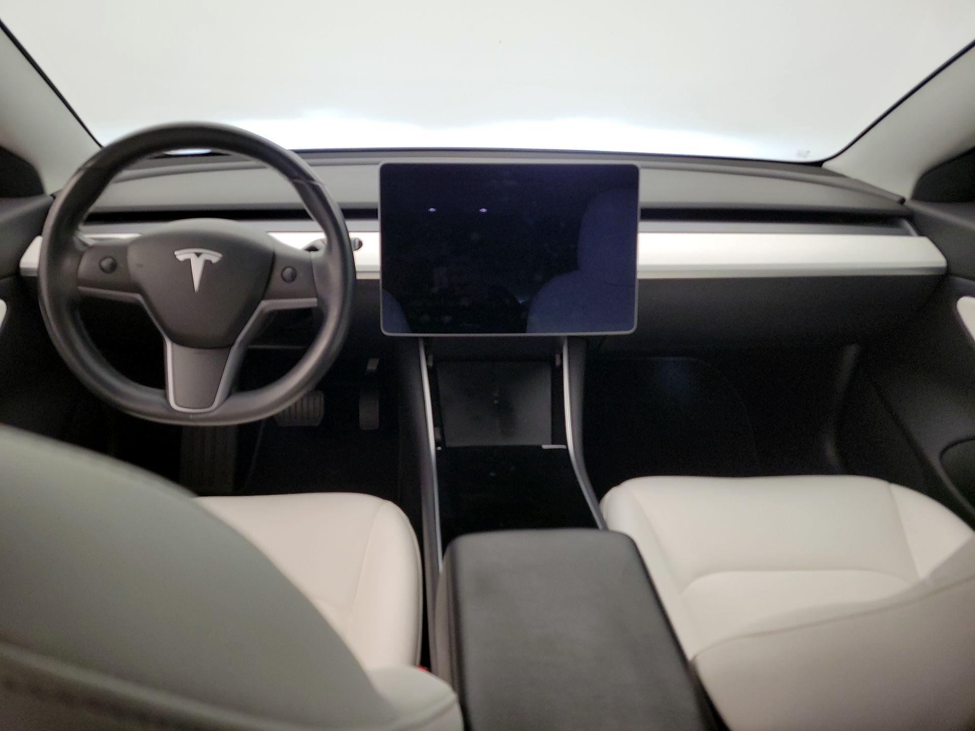 Thumbnail: 2019 Tesla Model 3 - 9