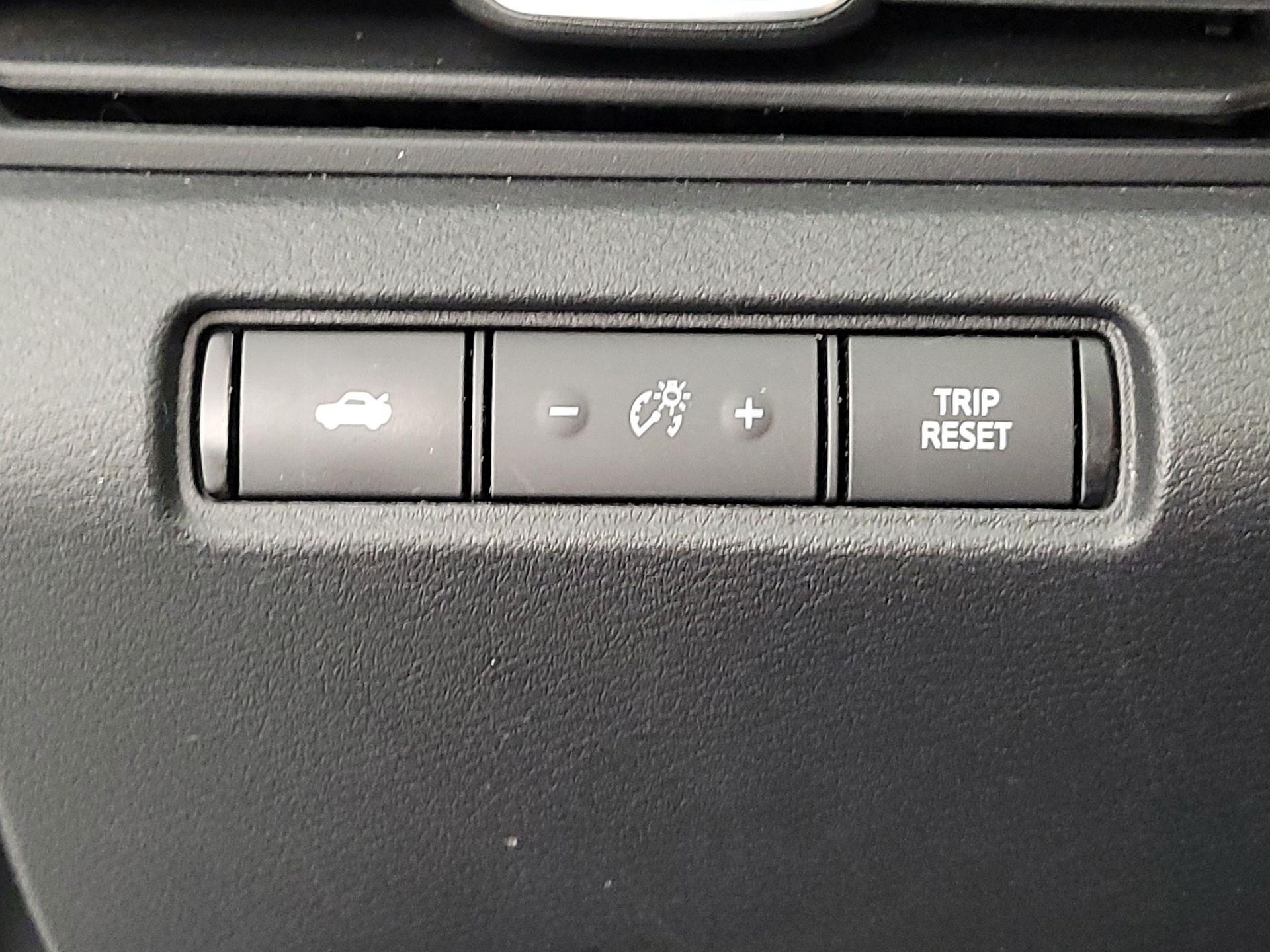 Thumbnail: 2020 Nissan Altima - 13