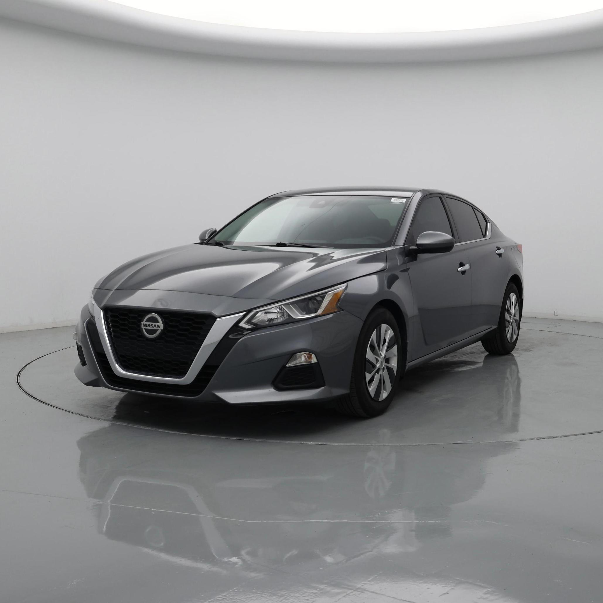 Thumbnail: 2020 Nissan Altima - 4