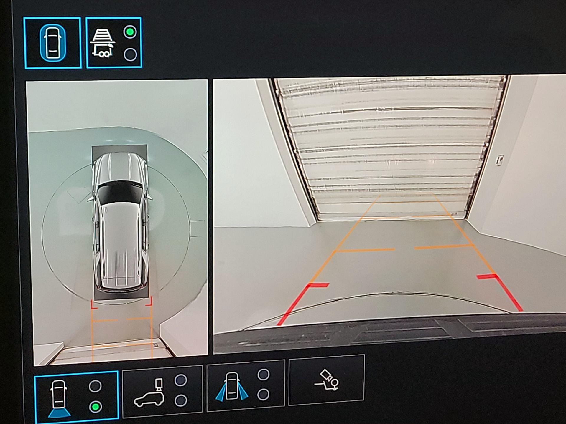 Thumbnail: 2025 GMC Yukon - 15