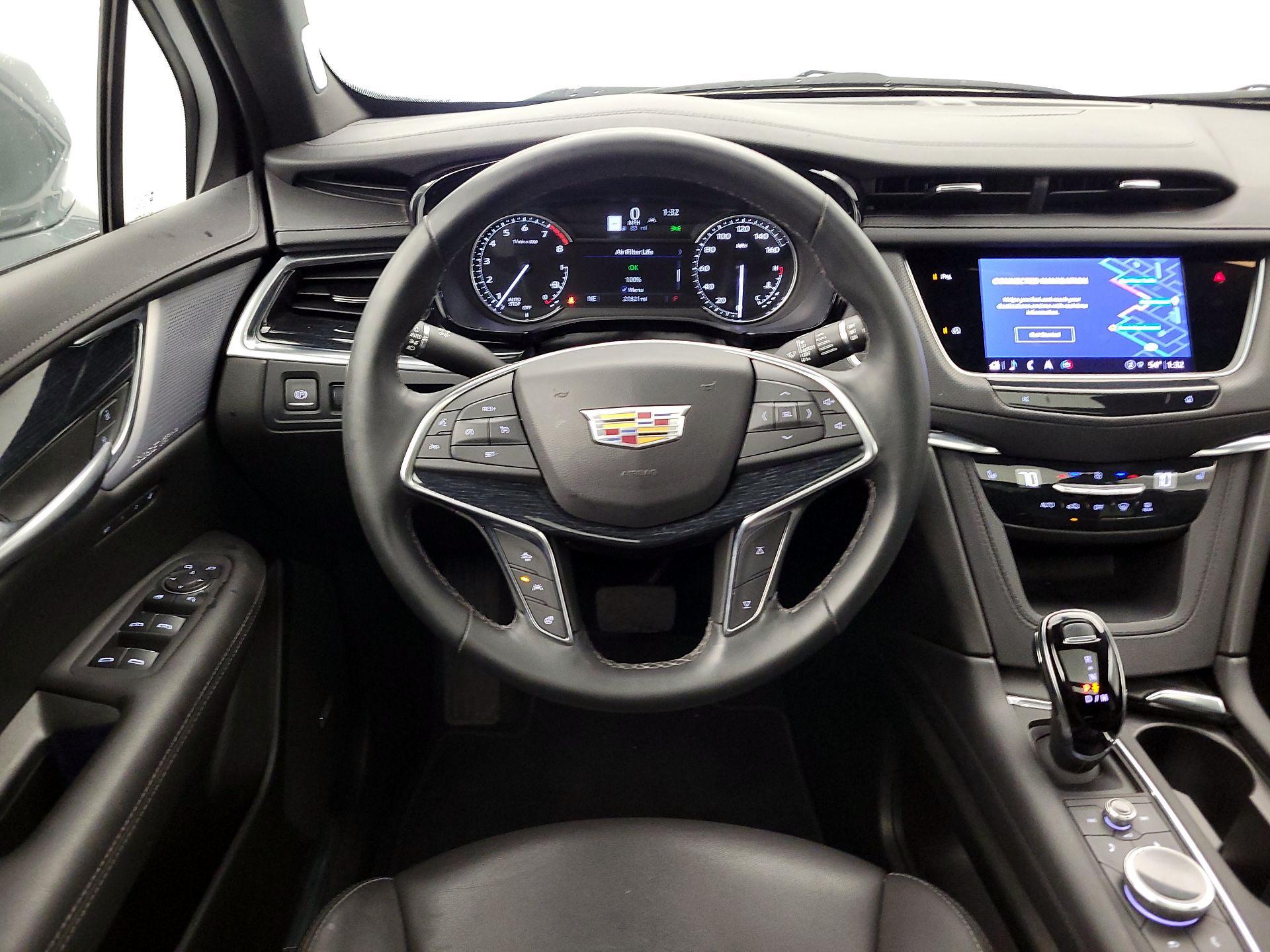 Thumbnail: 2025 Cadillac XT5 - 10