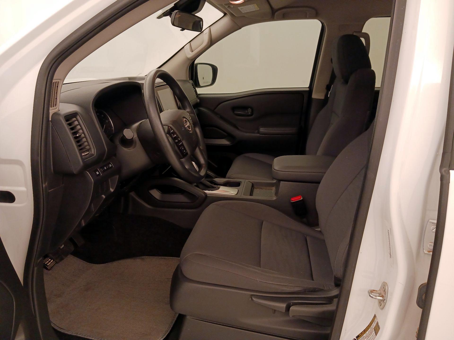 Thumbnail: 2022 Nissan Frontier - 11