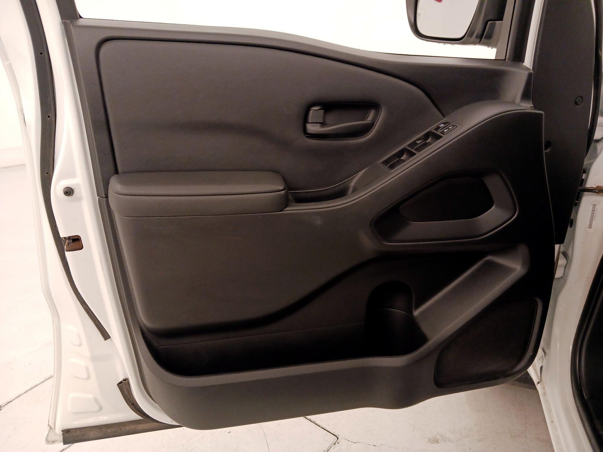 Thumbnail: 2022 Nissan Frontier - 12