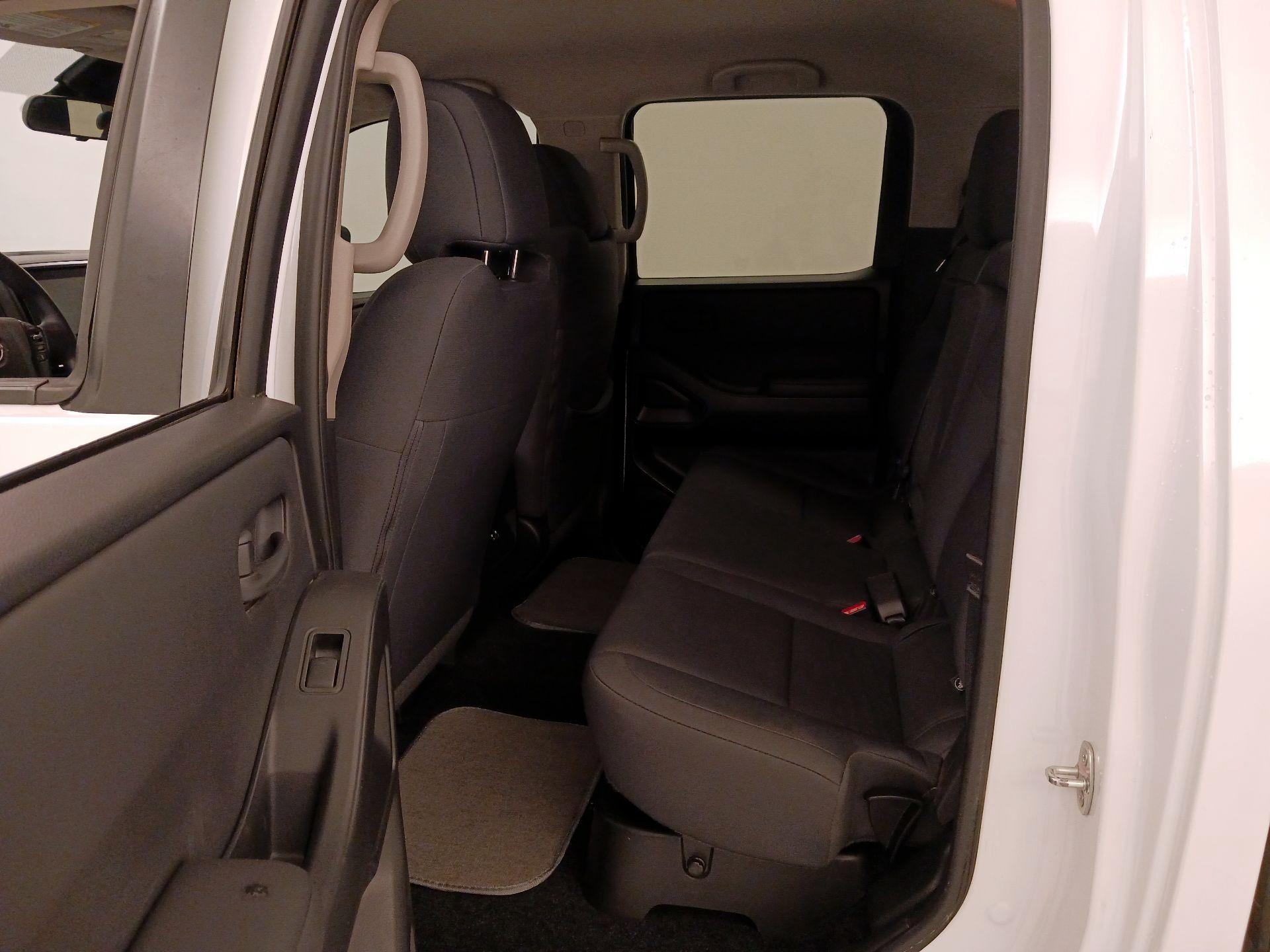 Thumbnail: 2022 Nissan Frontier - 19