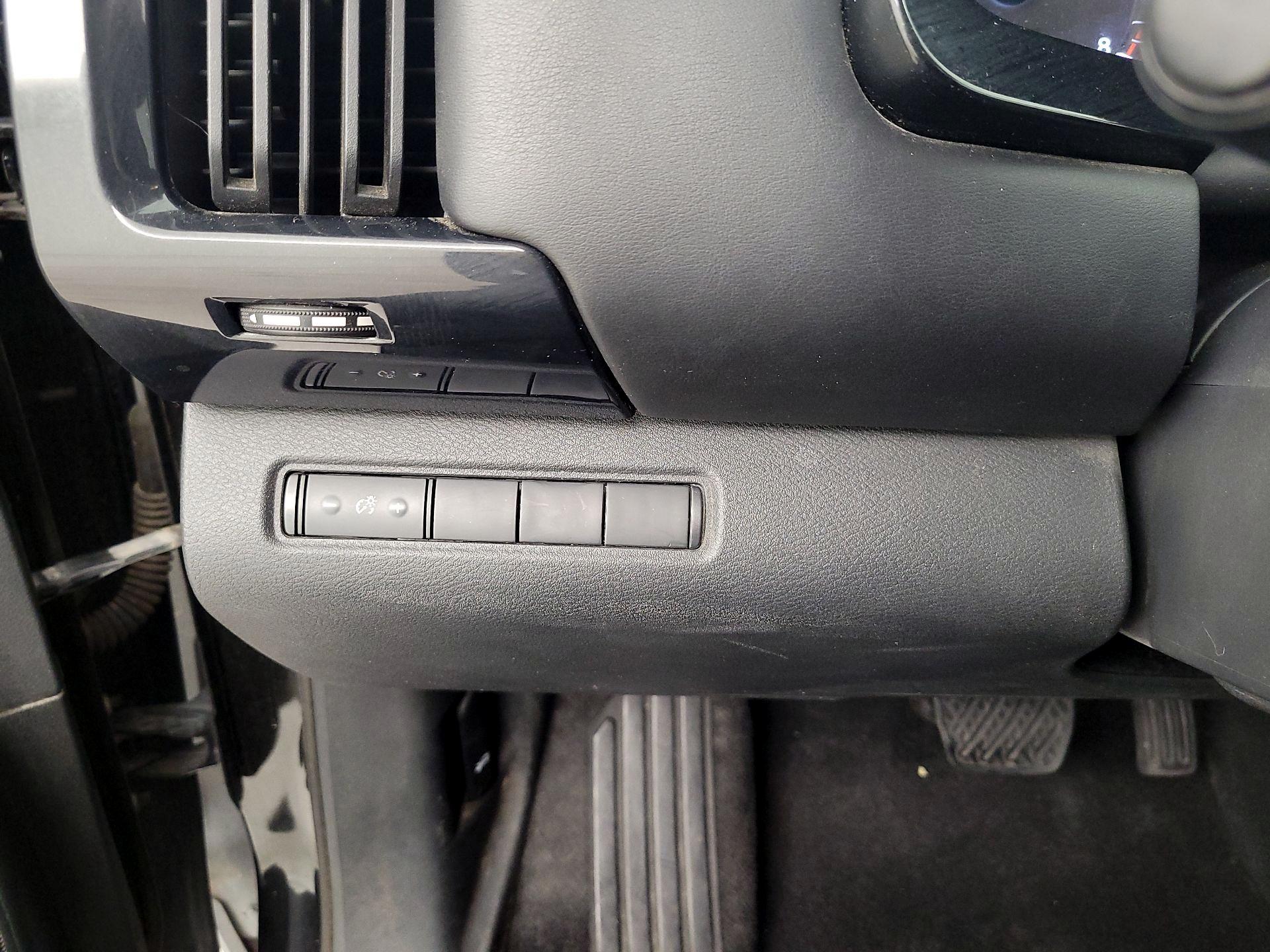 Thumbnail: 2022 Nissan Pathfinder - 13