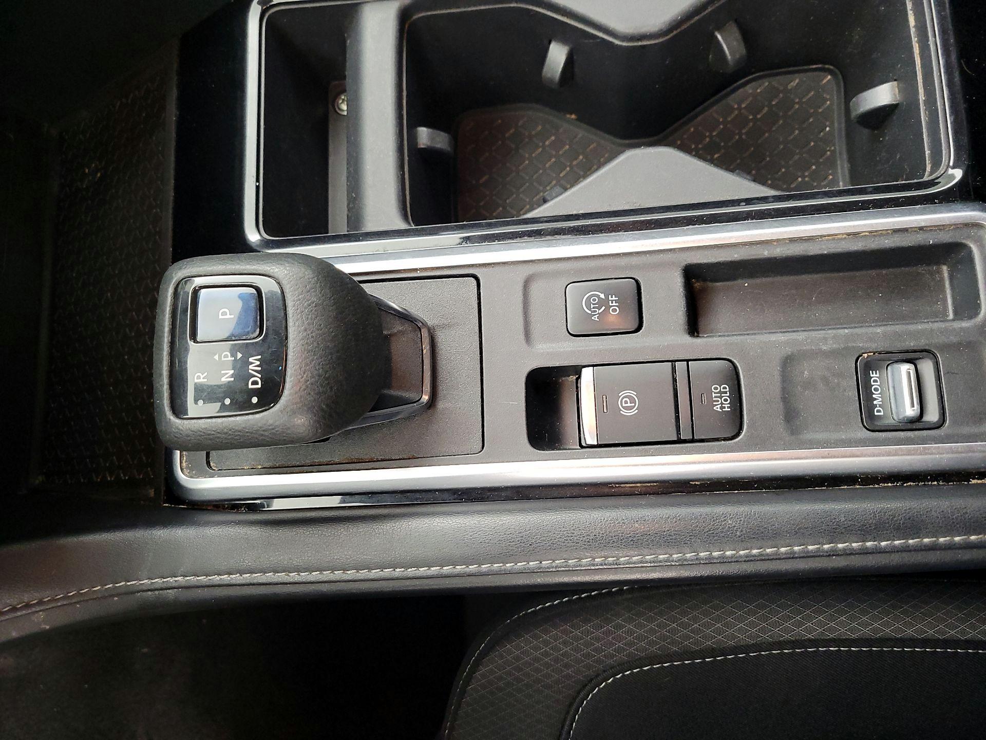 Thumbnail: 2022 Nissan Pathfinder - 17