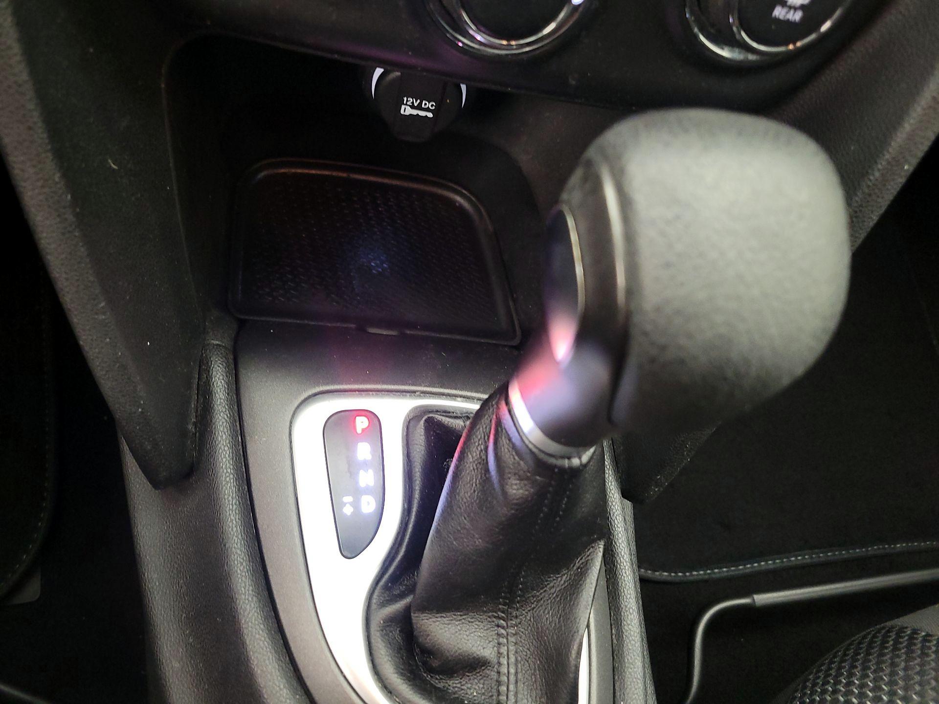 Thumbnail: 2016 Dodge Dart - 16