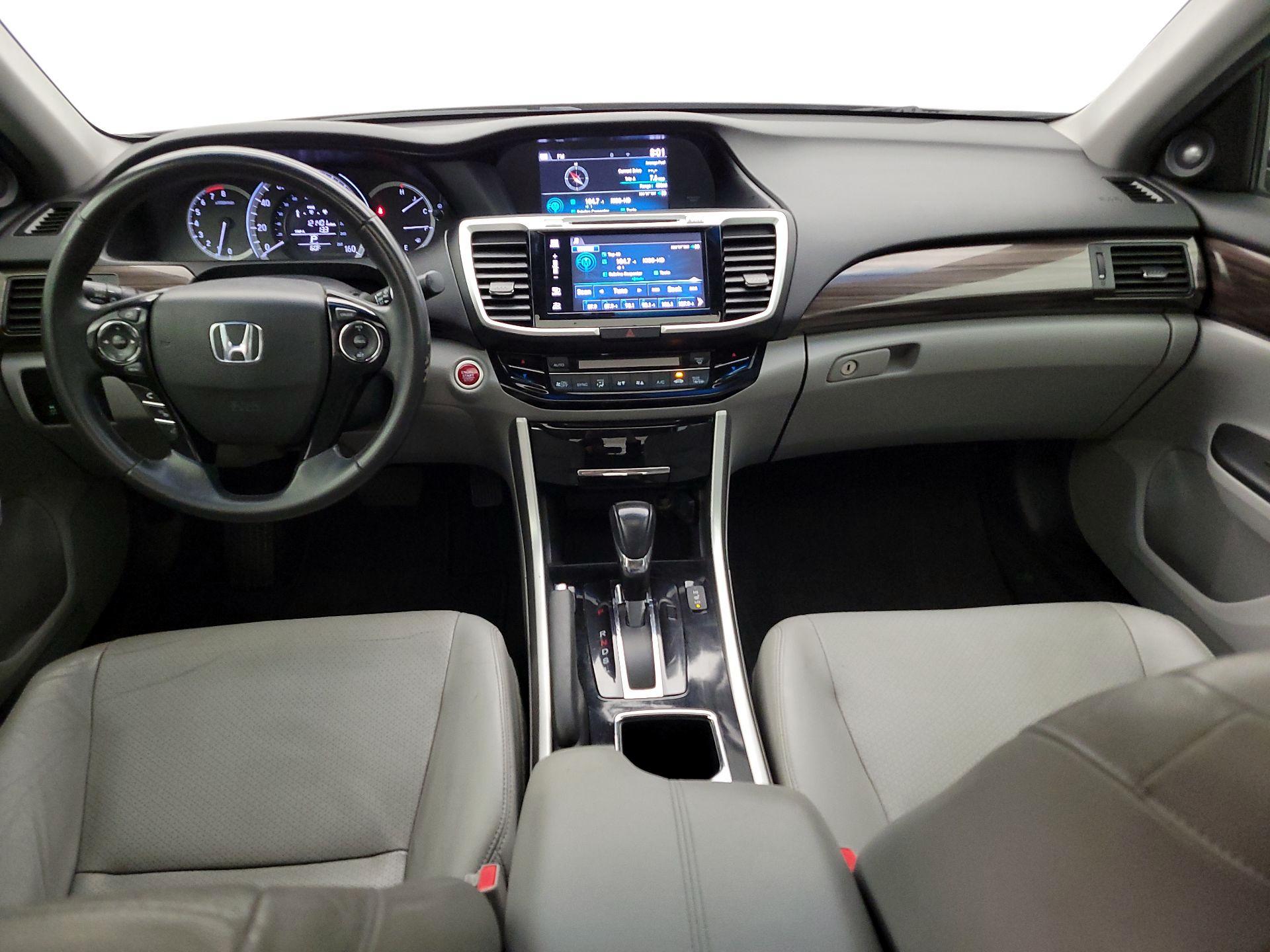 Thumbnail: 2016 Honda Accord - 9