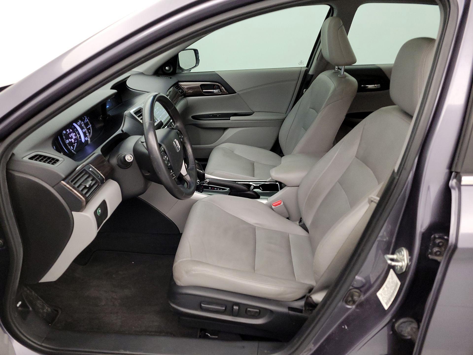 Thumbnail: 2016 Honda Accord - 11