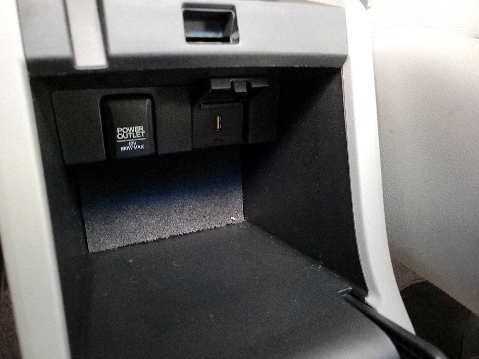 Thumbnail: 2016 Honda Accord - 17