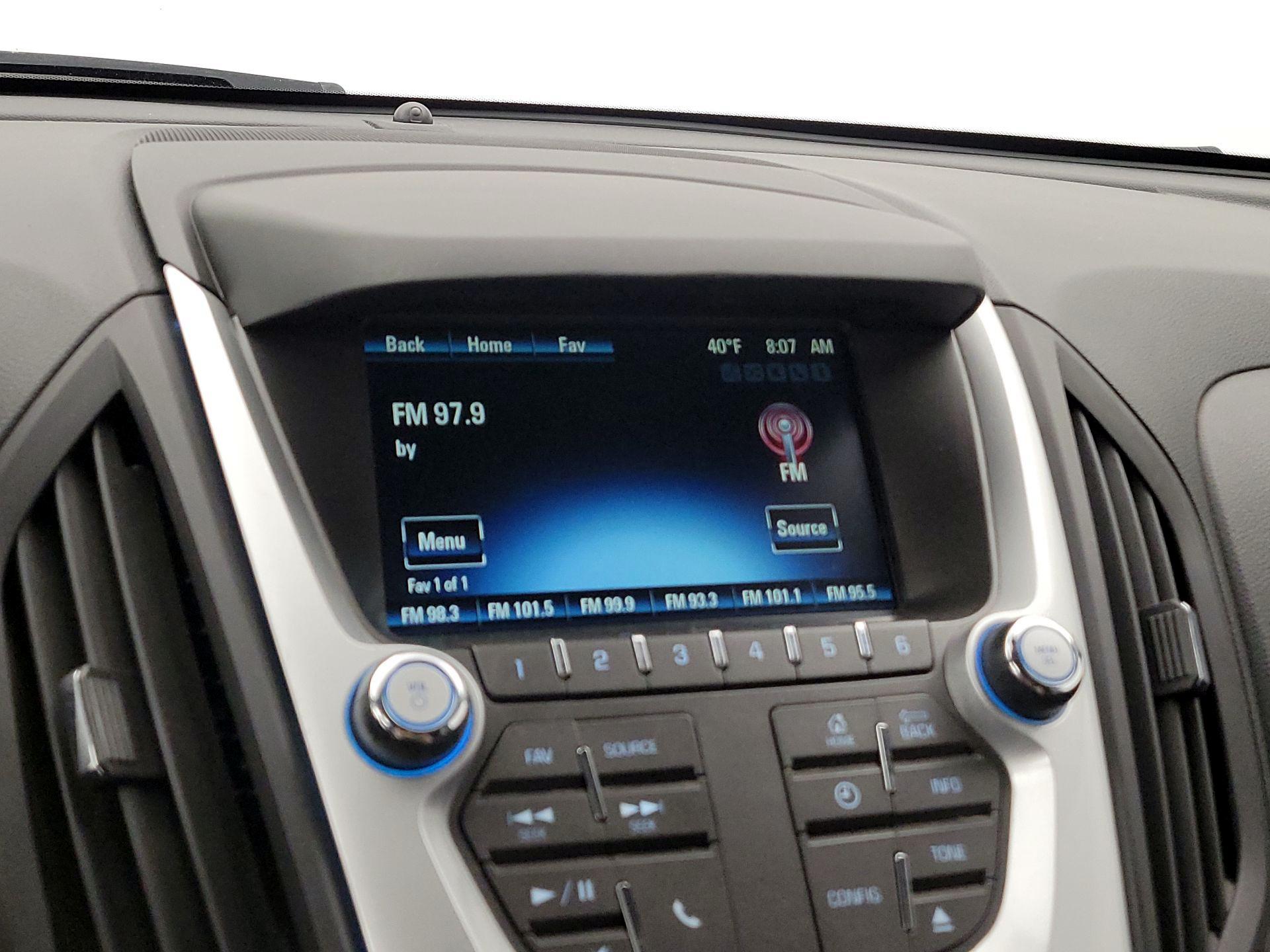 Thumbnail: 2015 Chevrolet Equinox - 14