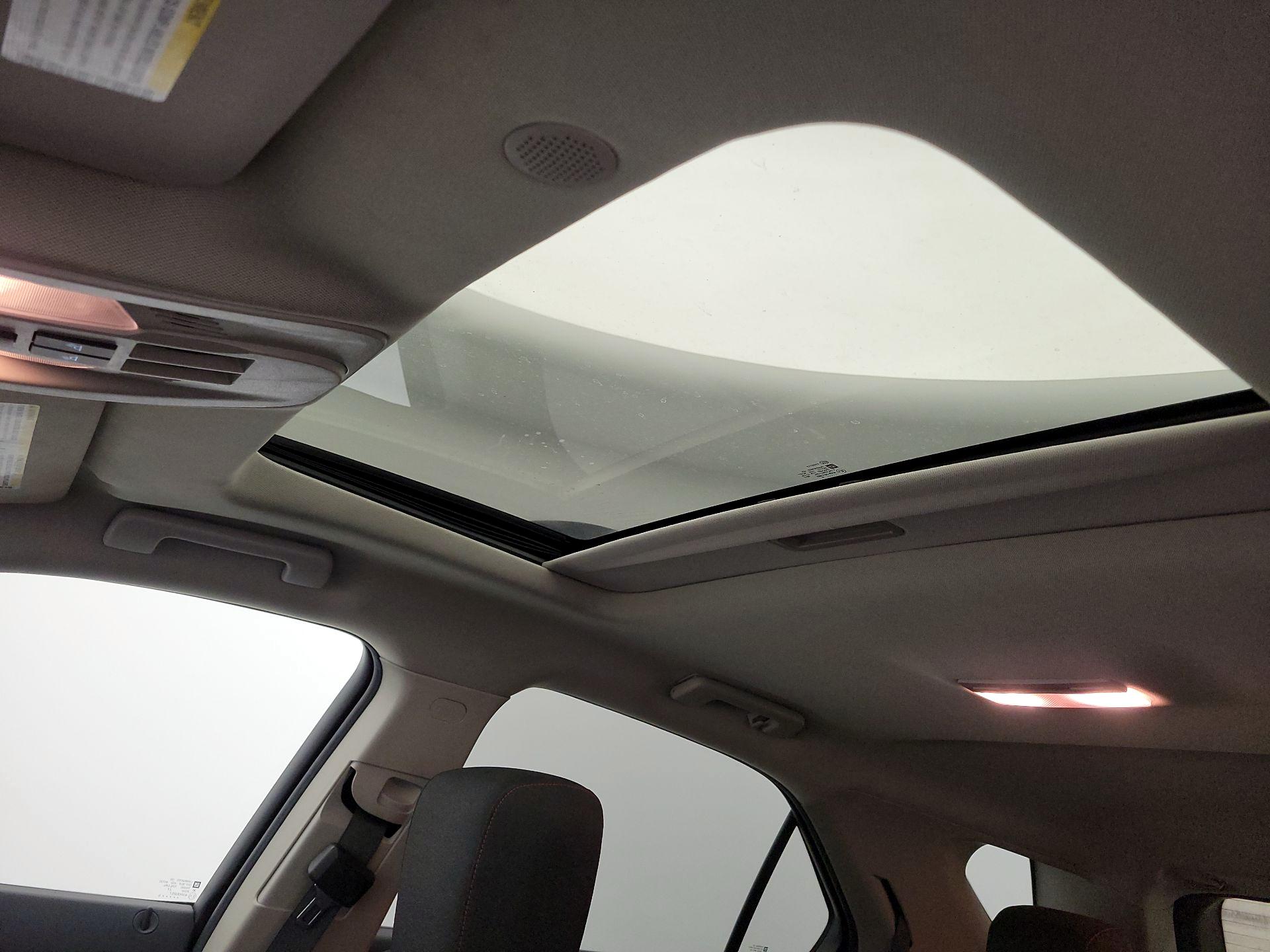 Thumbnail: 2015 Chevrolet Equinox - 17