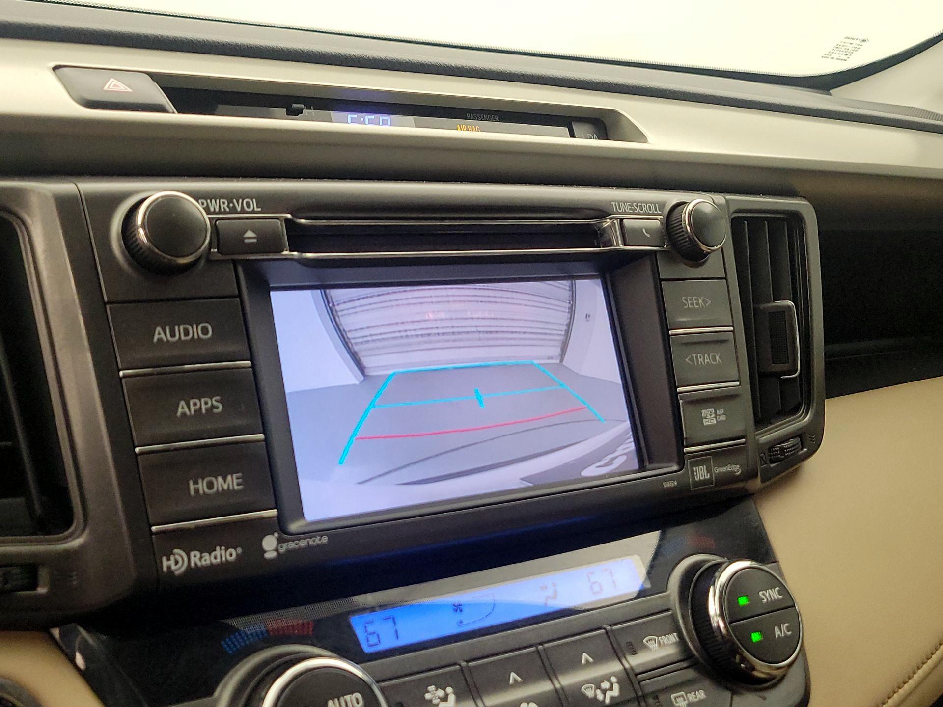 Thumbnail: 2015 Toyota RAV4 - 14