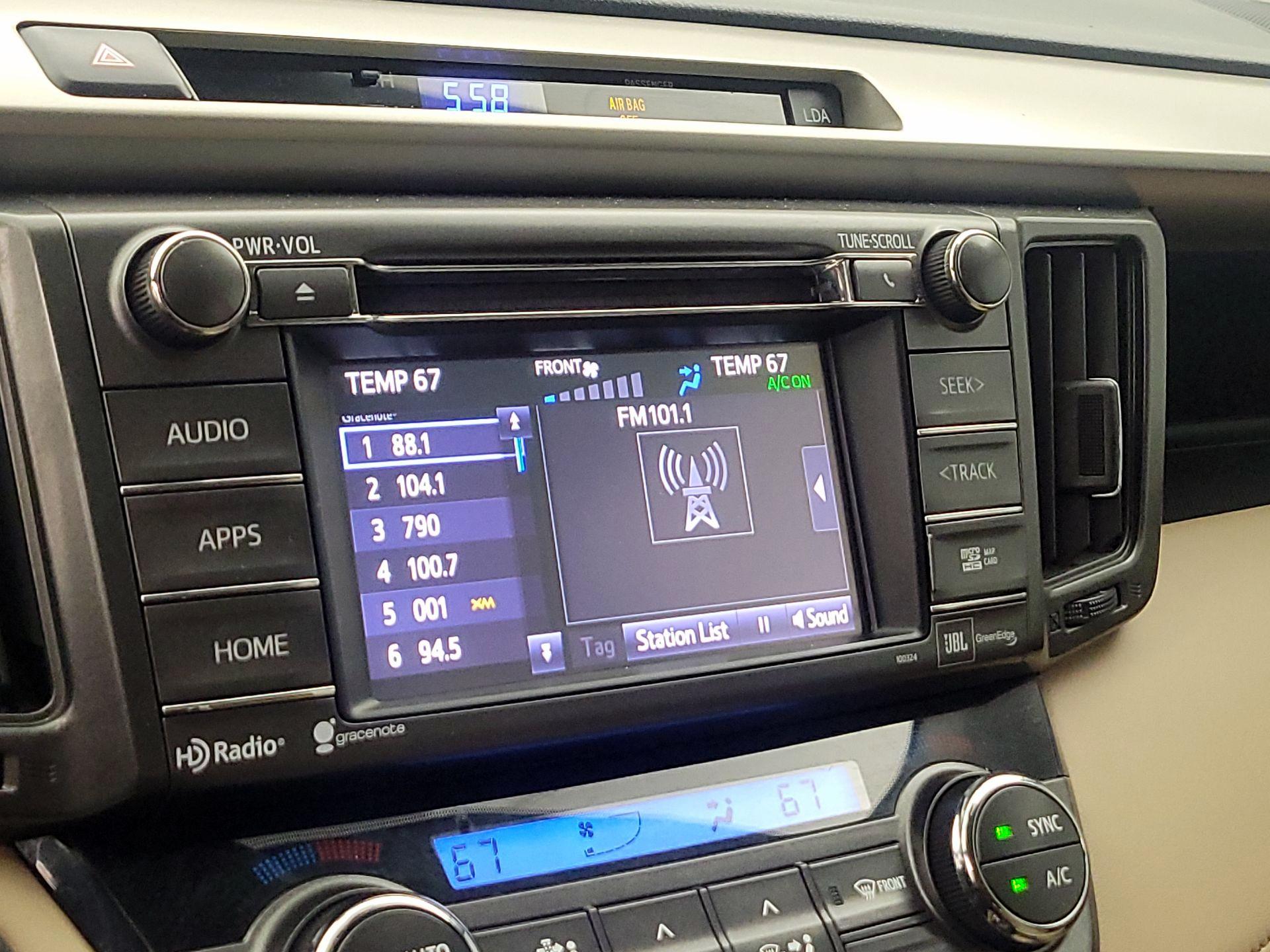 Thumbnail: 2015 Toyota RAV4 - 15