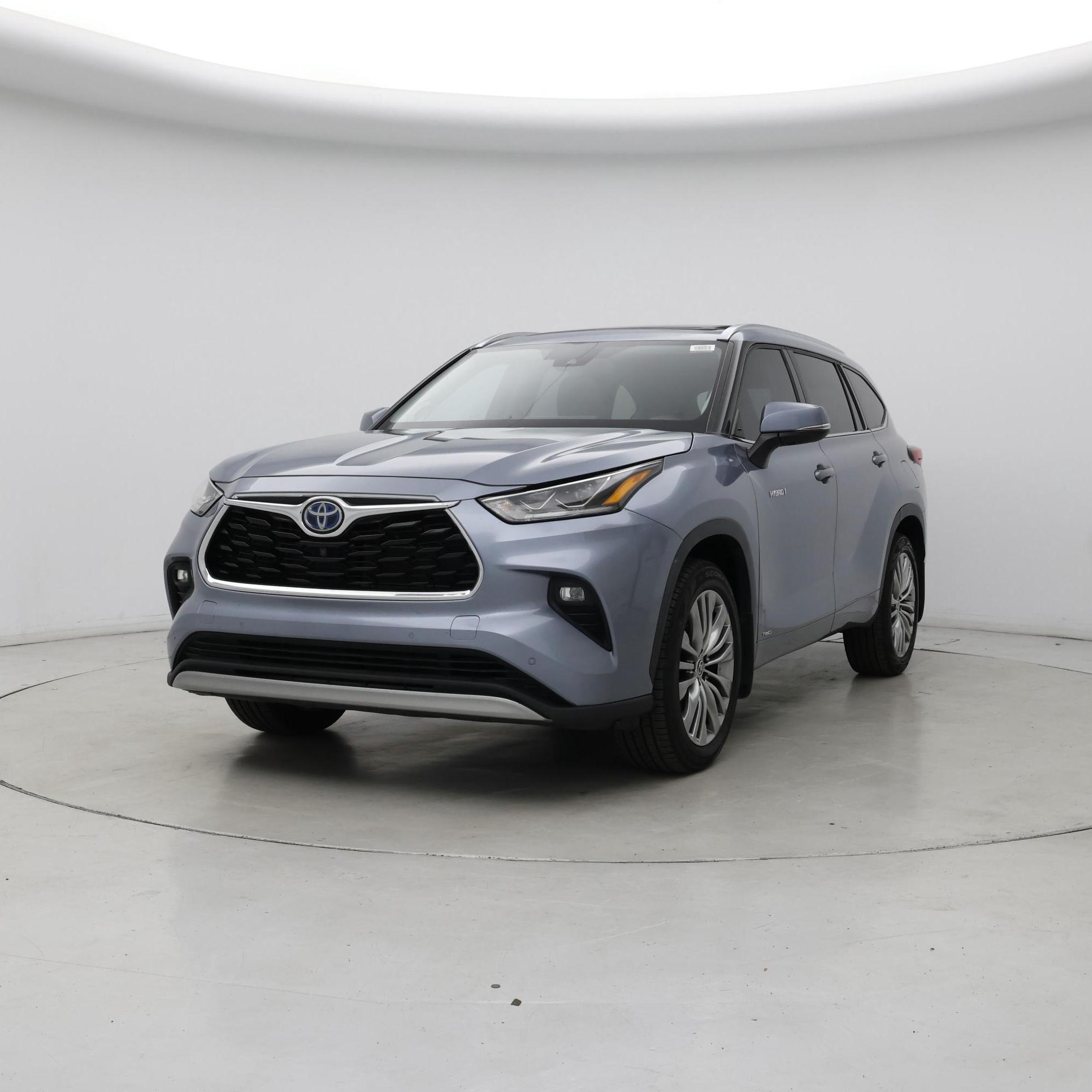 Thumbnail: 2021 Toyota Highlander - 4