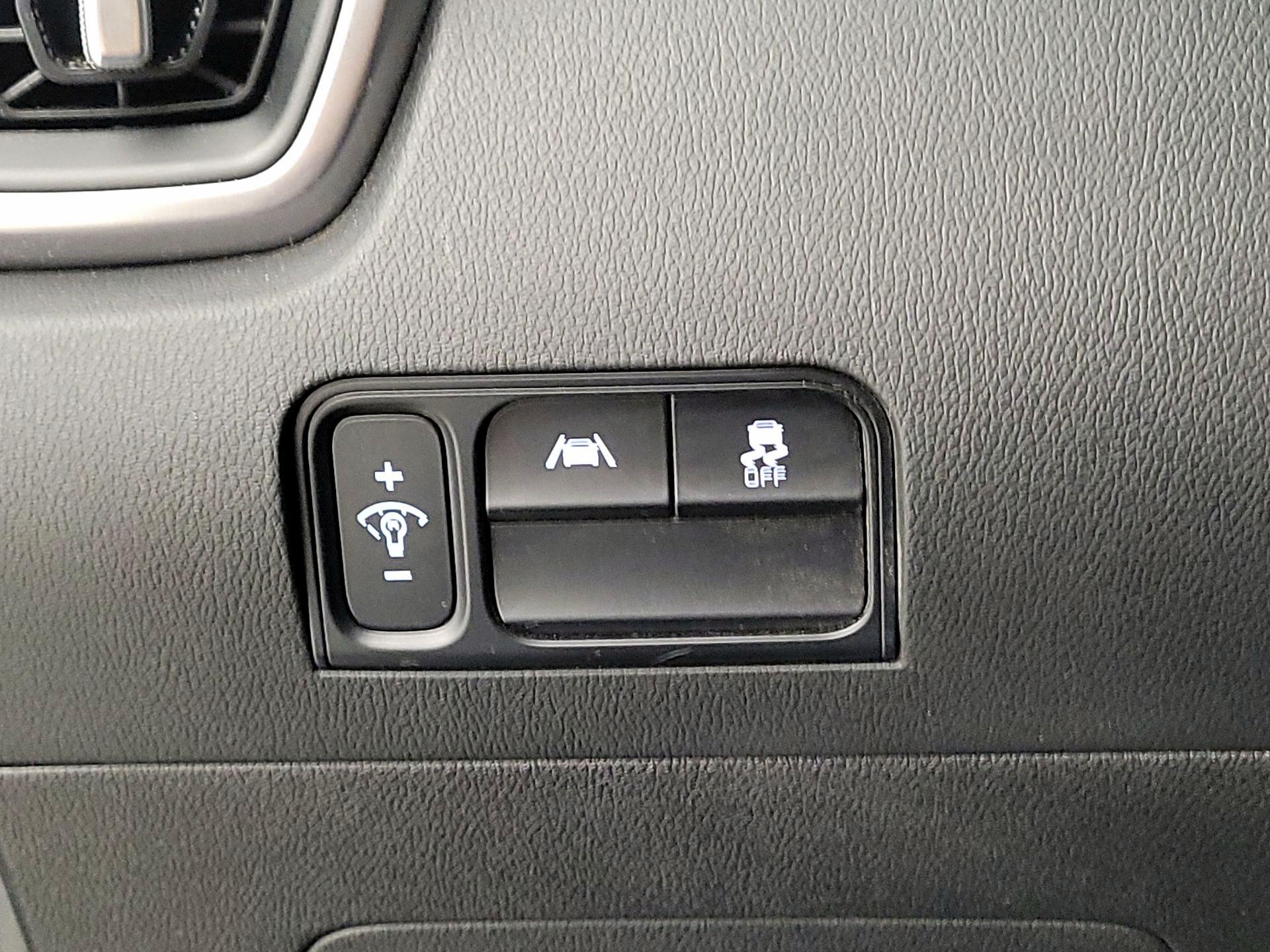 Thumbnail: 2023 Kia Sorento - 13