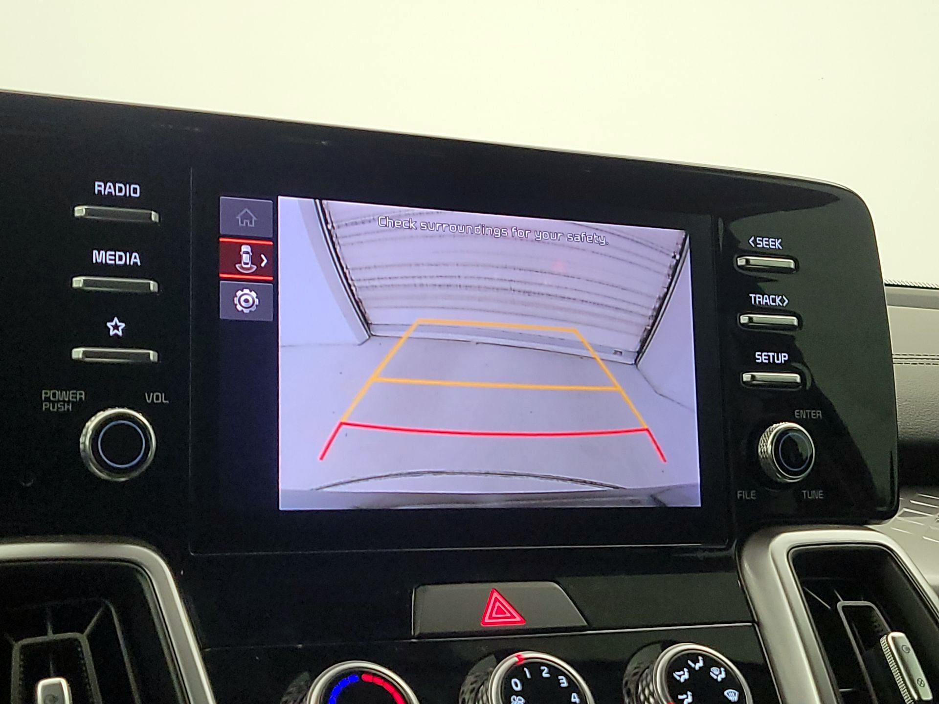 Thumbnail: 2023 Kia Sorento - 14