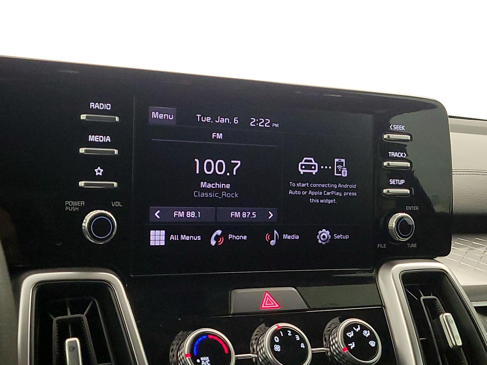 Thumbnail: 2023 Kia Sorento - 15