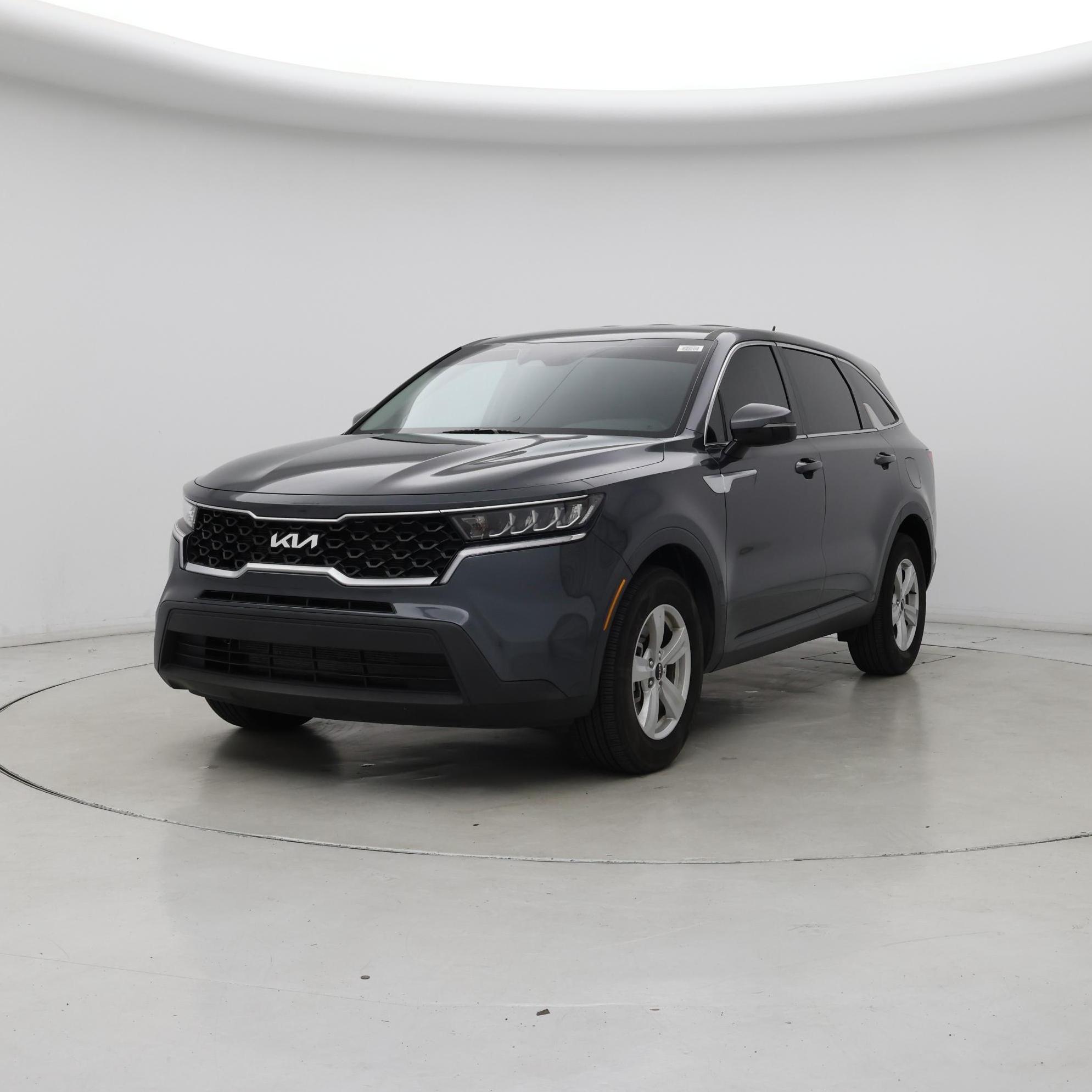 Thumbnail: 2023 Kia Sorento - 4