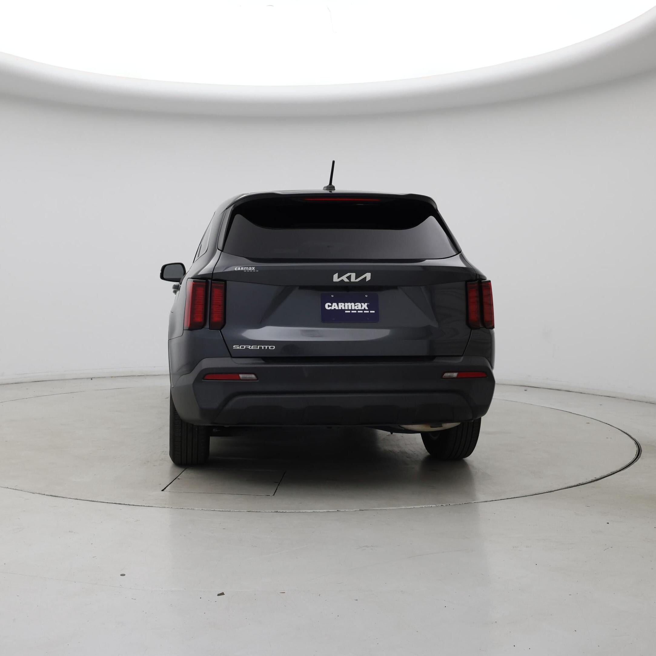 Thumbnail: 2023 Kia Sorento - 6