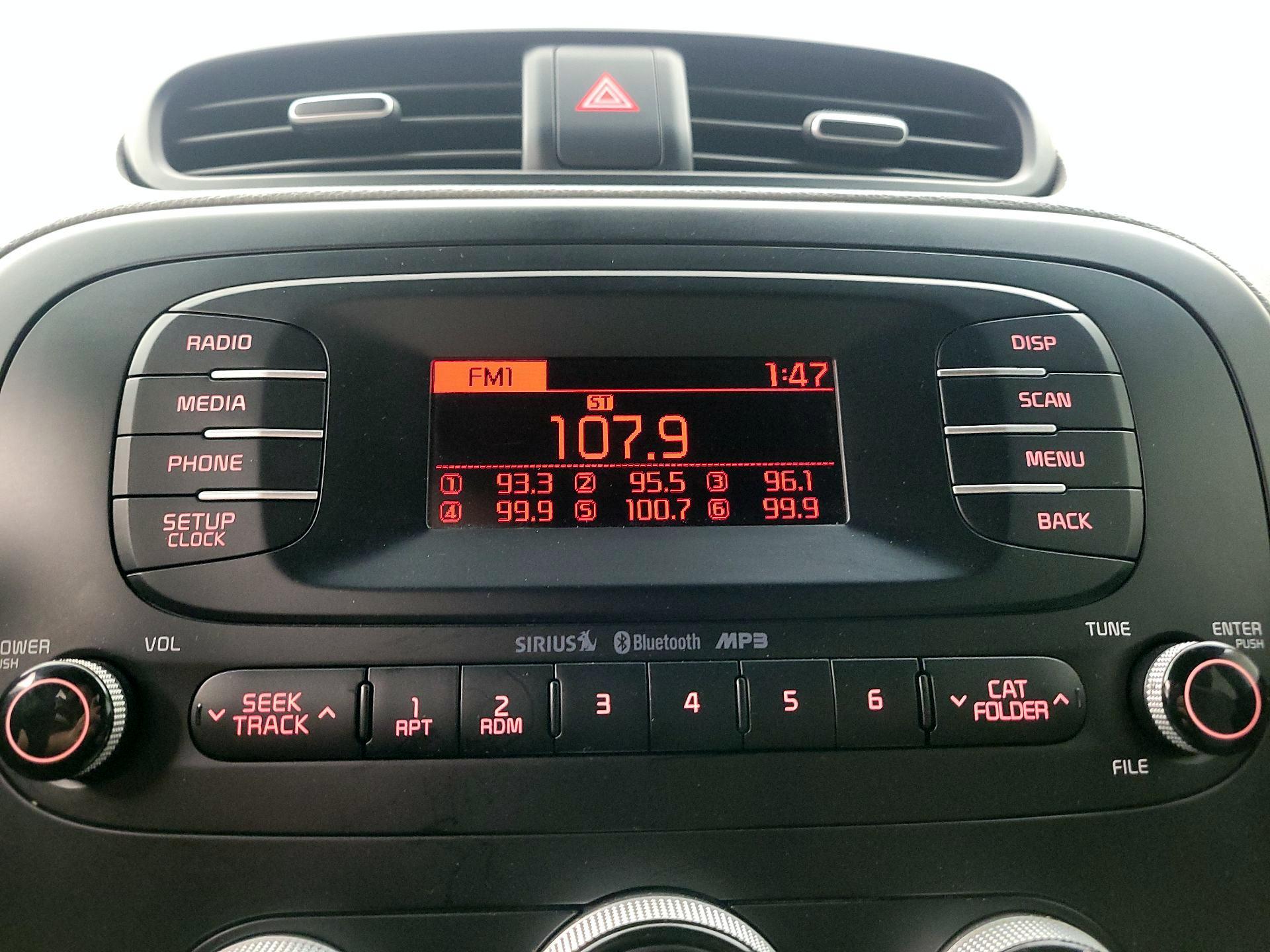 Thumbnail: 2015 Kia Soul - 14