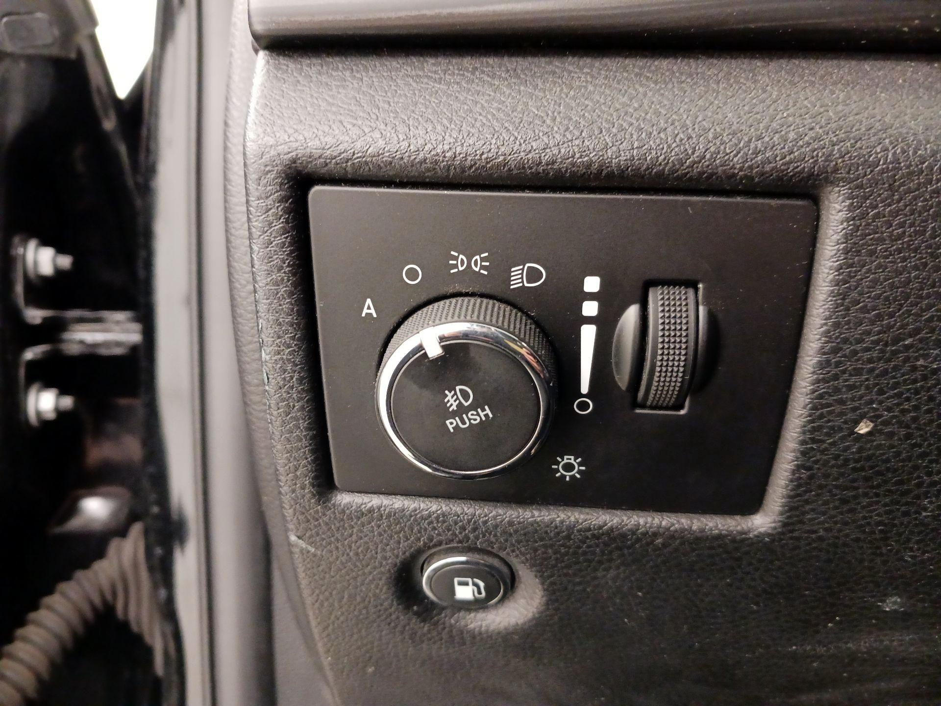 Thumbnail: 2020 Jeep Grand Cherokee - 13