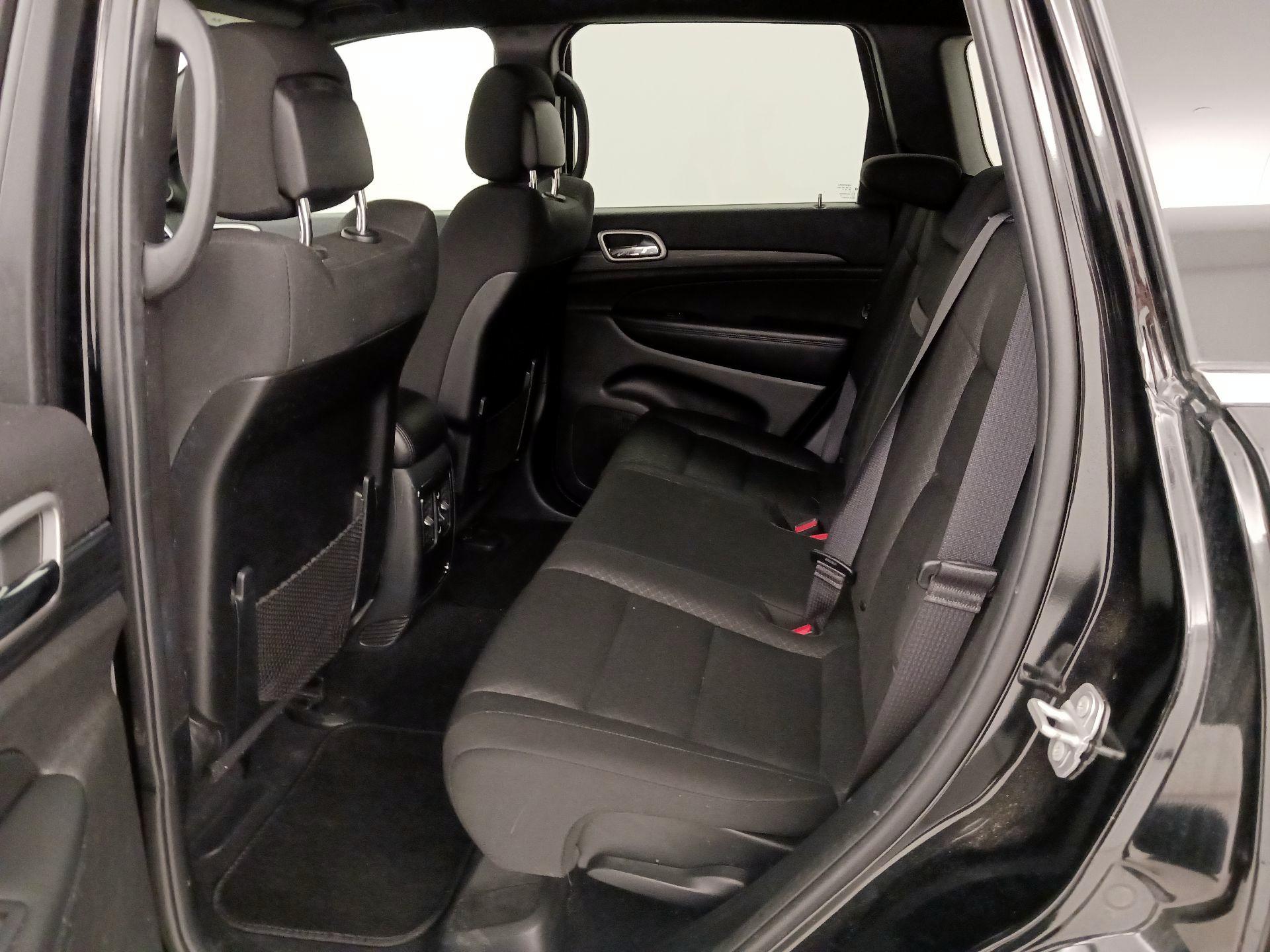 Thumbnail: 2020 Jeep Grand Cherokee - 19