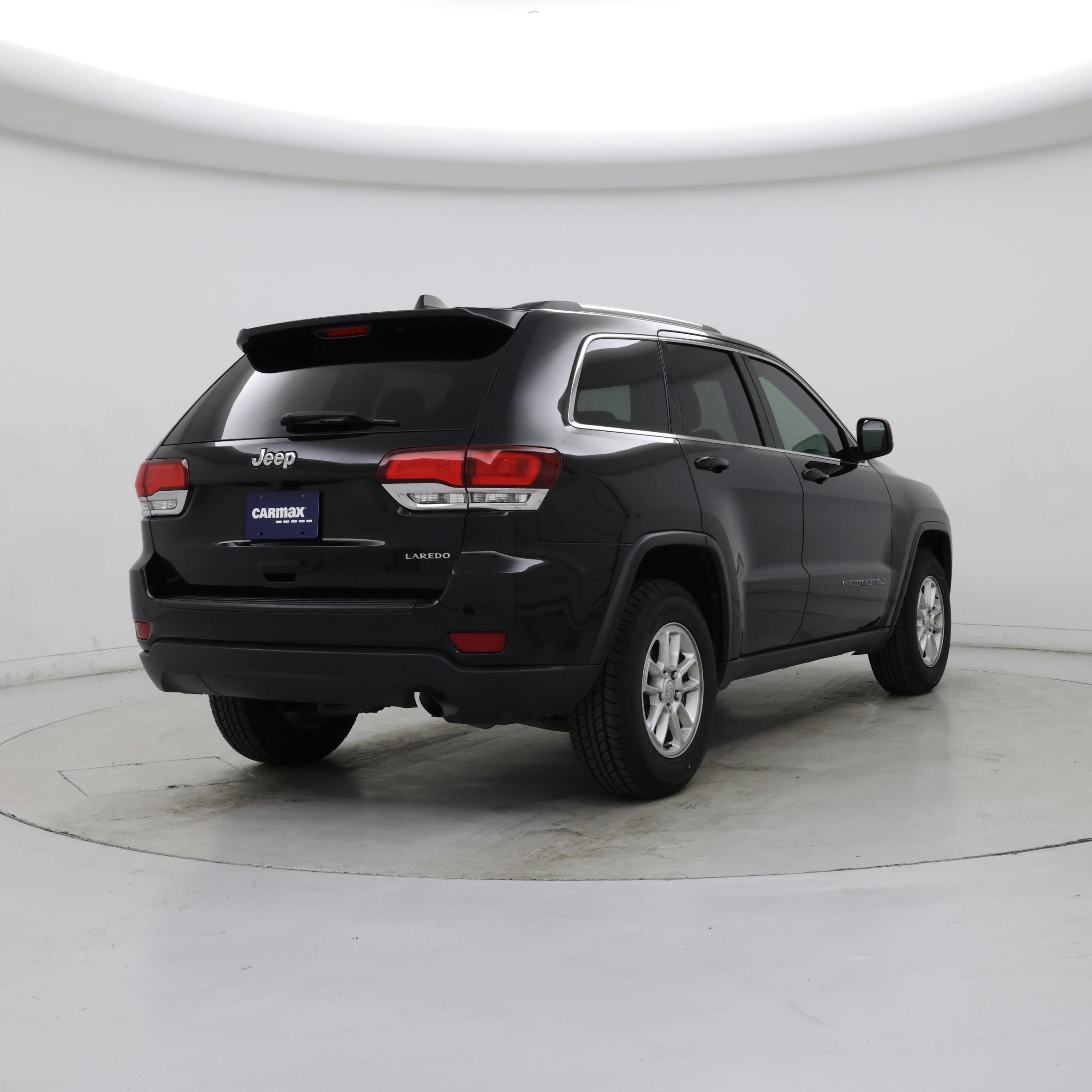 Thumbnail: 2020 Jeep Grand Cherokee - 8