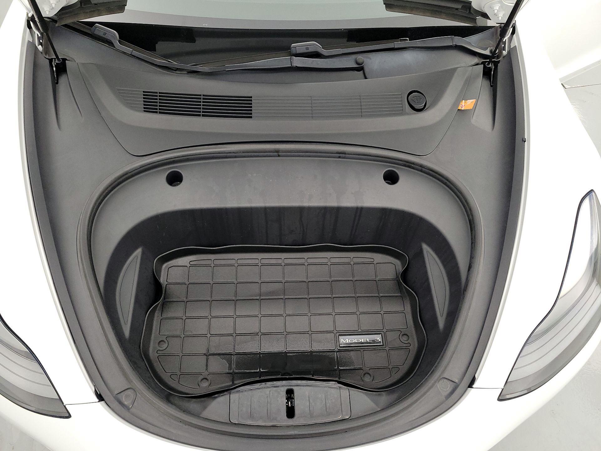 Thumbnail: 2021 Tesla Model 3 - 20