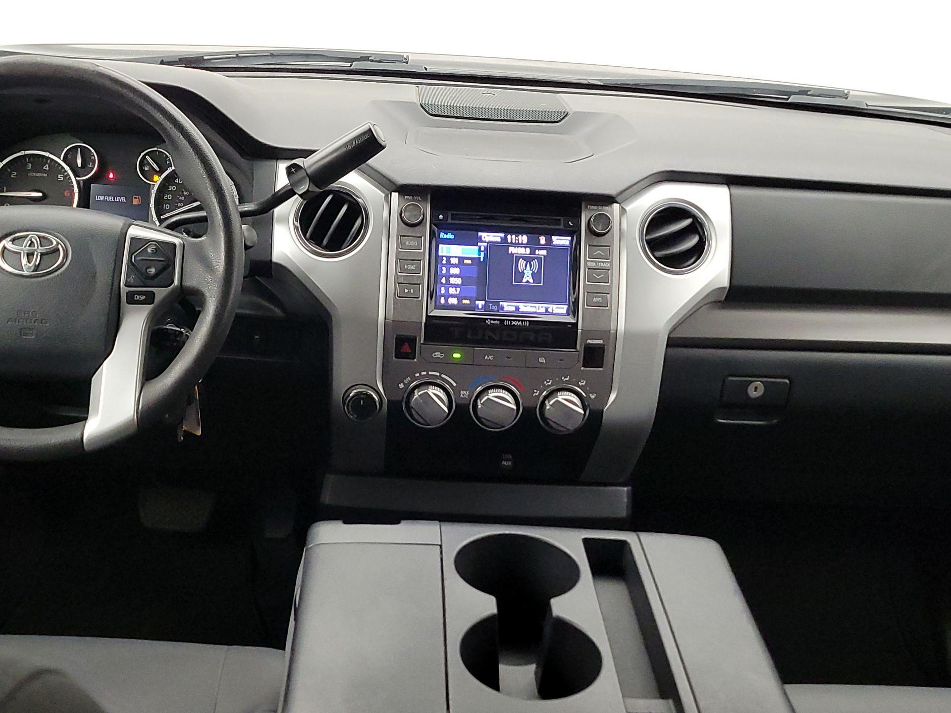 Thumbnail: 2014 Toyota Tundra - 9