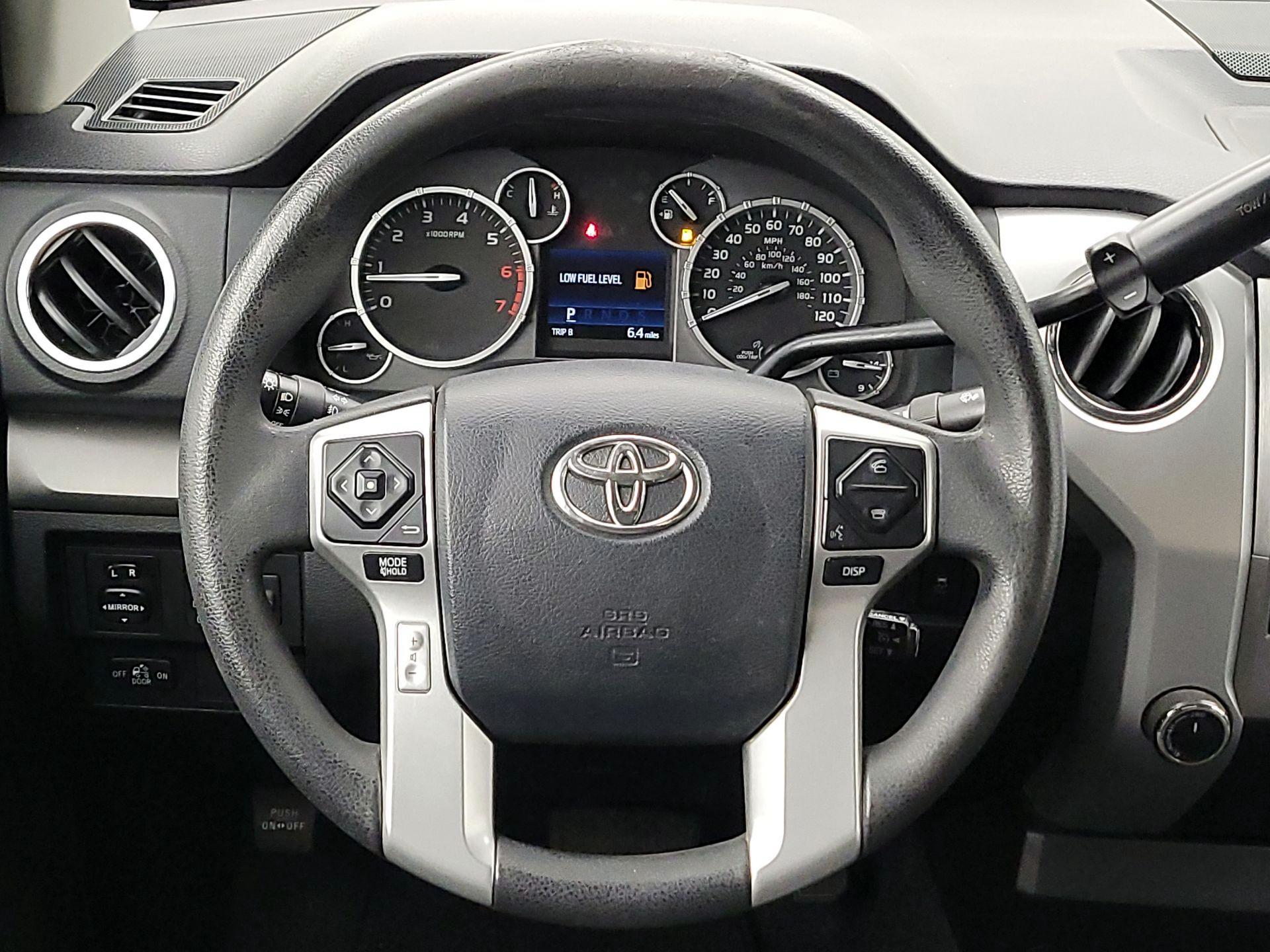 Thumbnail: 2014 Toyota Tundra - 10